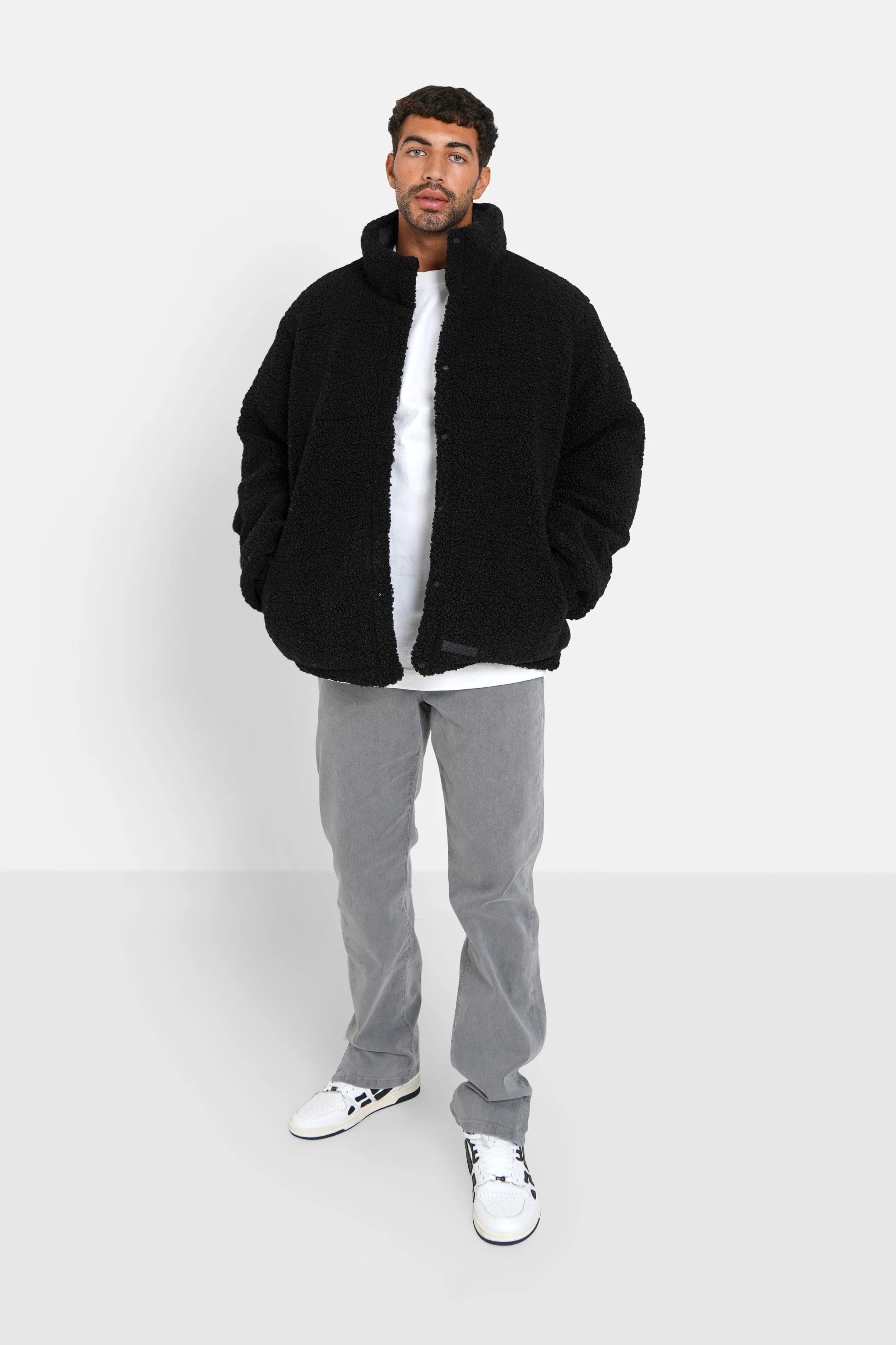 Manteau court réversible sherpa Noir - Image 2