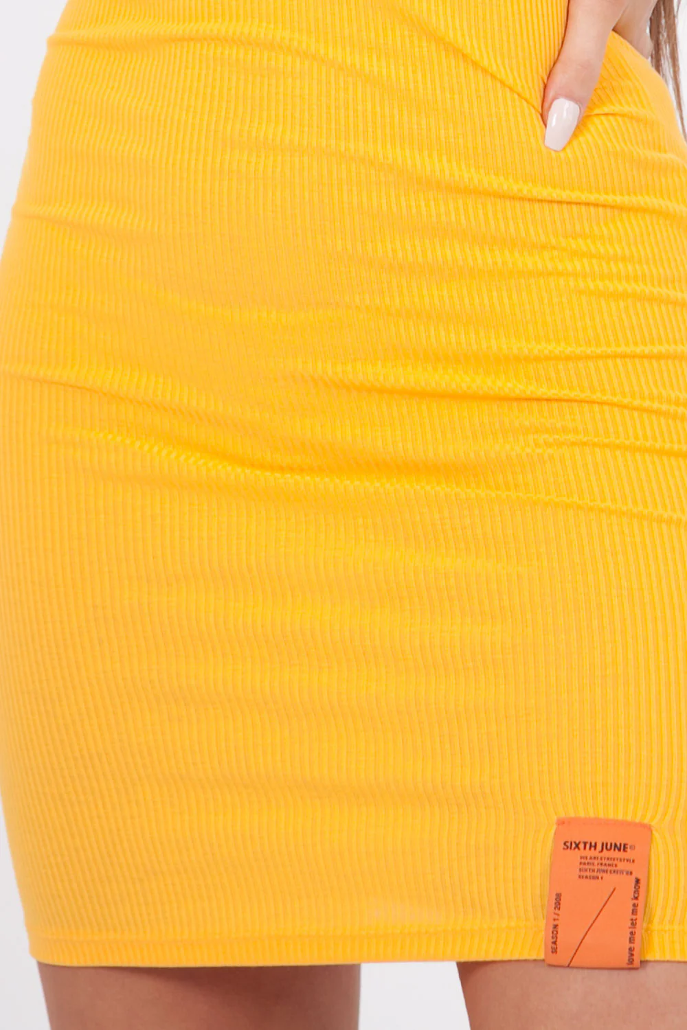 Robe bretelle jaune - Image 3