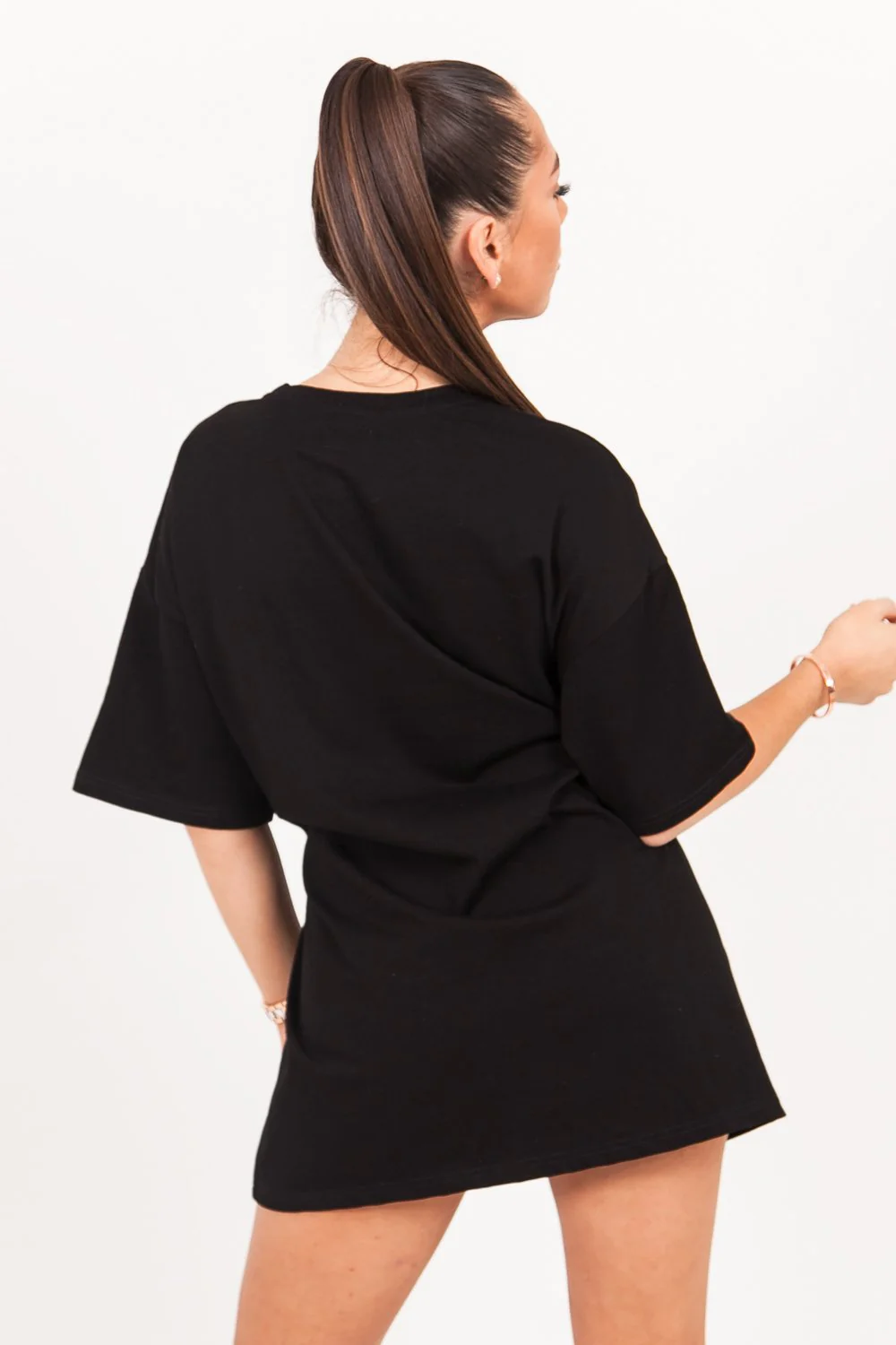 Robe courte élastique imprimé noir - Image 6