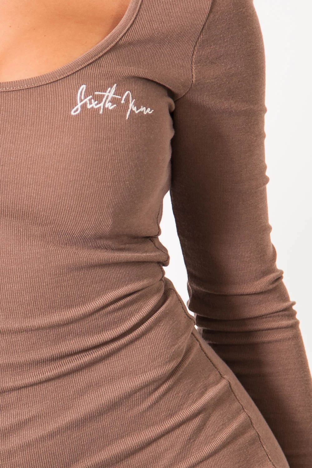 Robe manches longues beige - Image 3