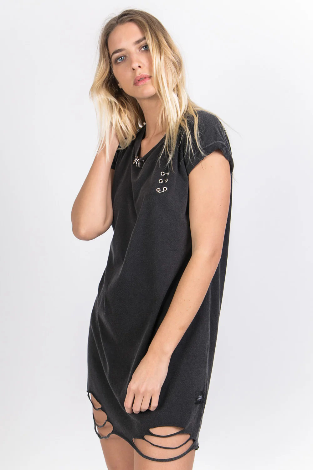Robe t-shirt anneaux destroy noir - Image 2
