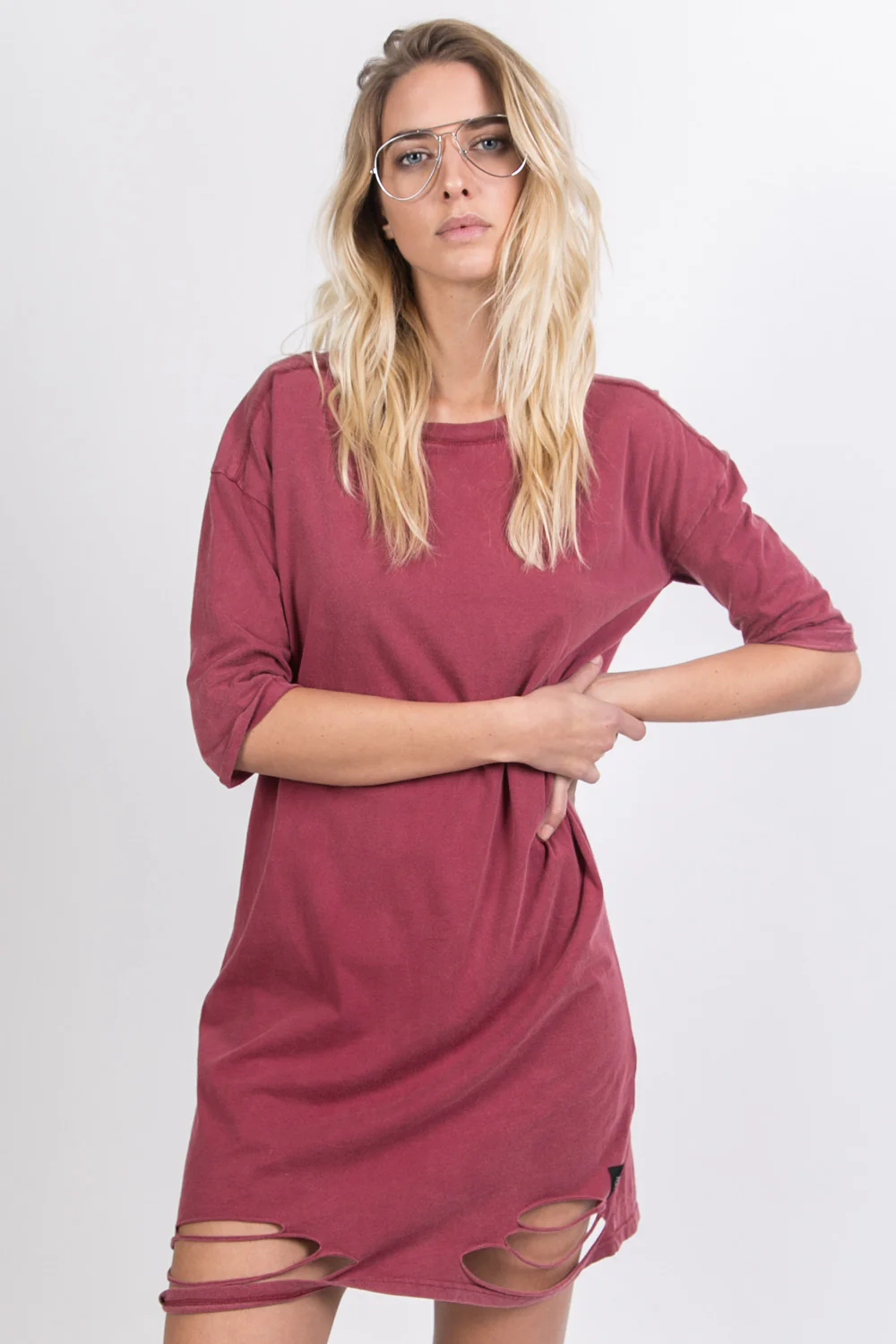Robe t-shirt destroy bordeaux - Image 5