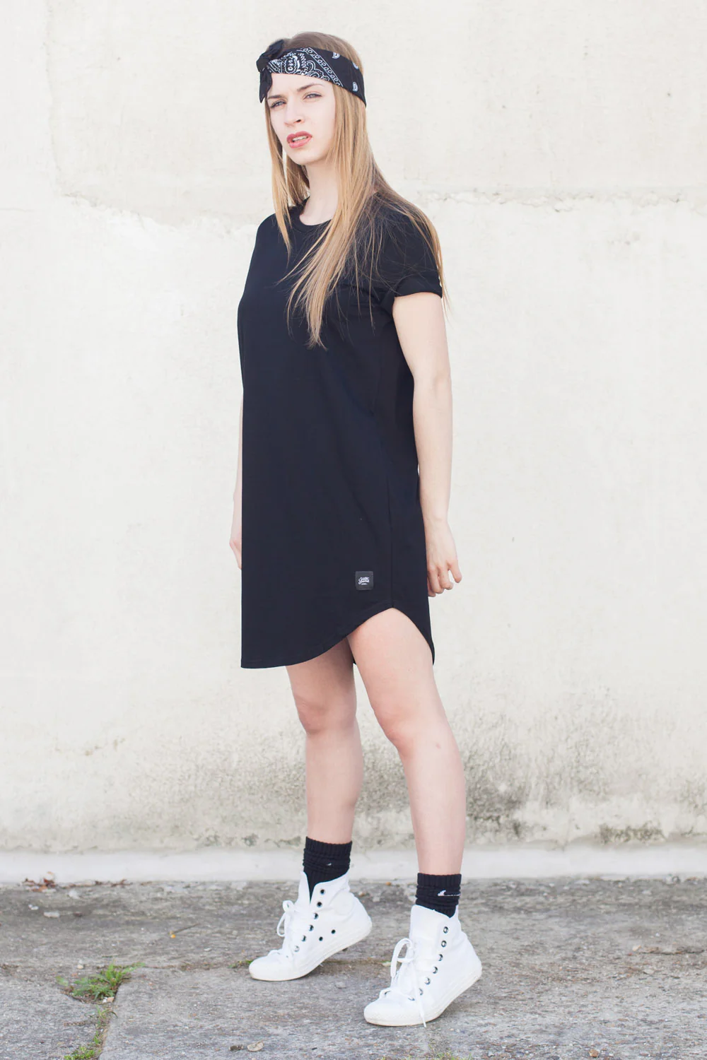 Robe t-shirt unie Femme noire 1836V - Image 3