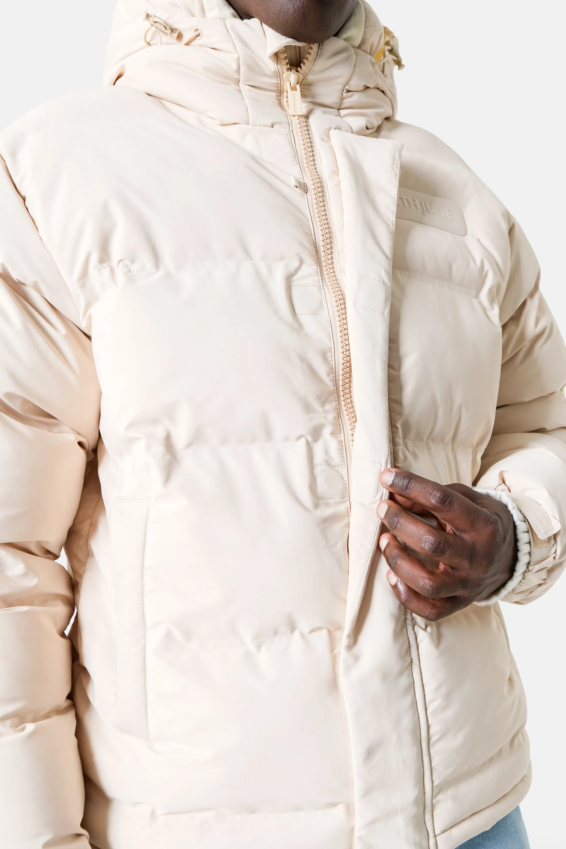 SEAMLESS embossed puffer jacket - Image 3