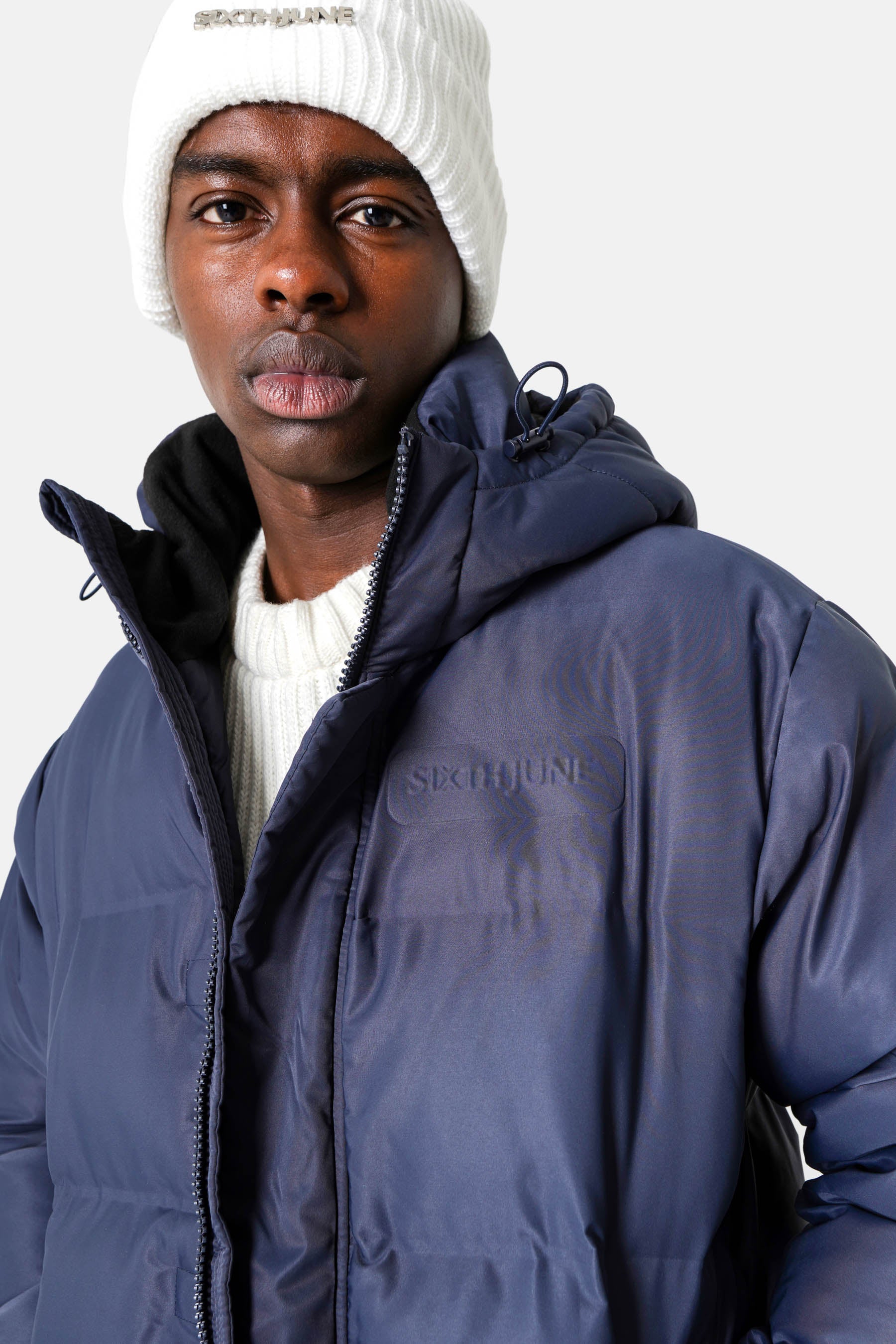 SEAMLESS embossed puffer jacket - Image 3