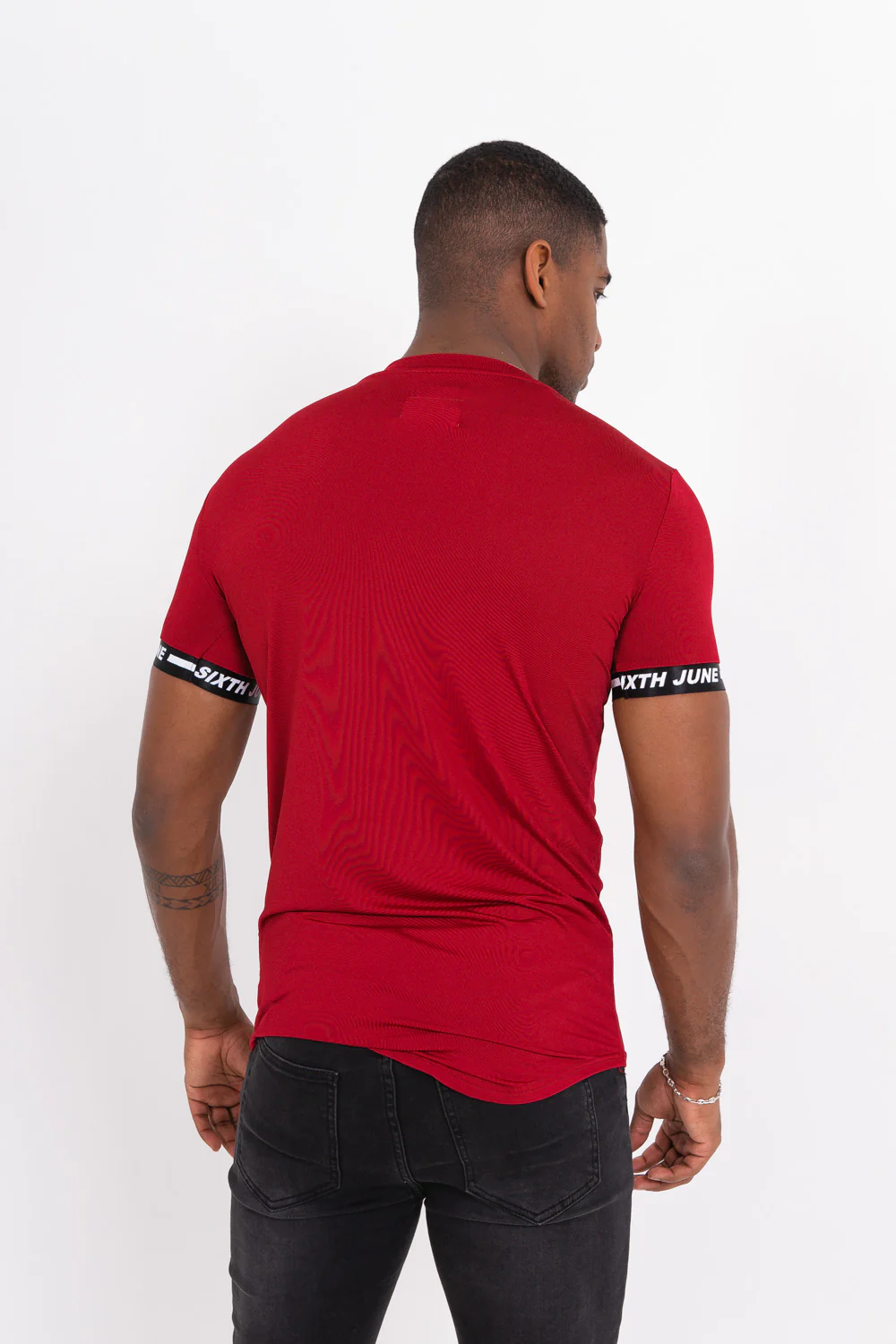T-shirt moulant logo élastique rouge - Image 5