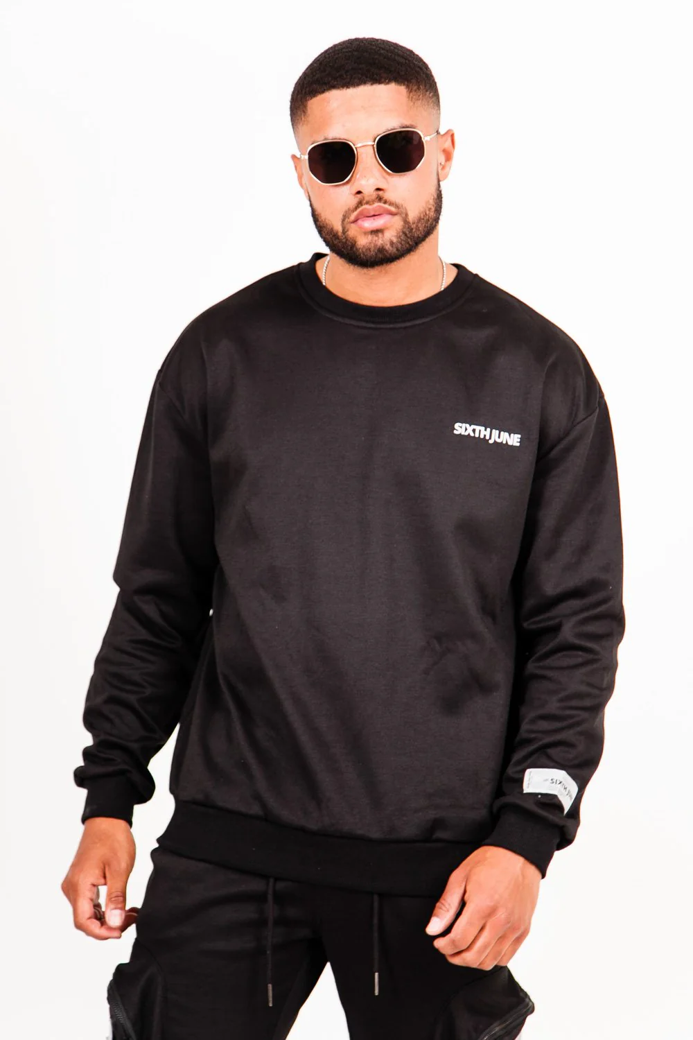 Sweat-shirt réfléchissant patch logo noir - Image 5