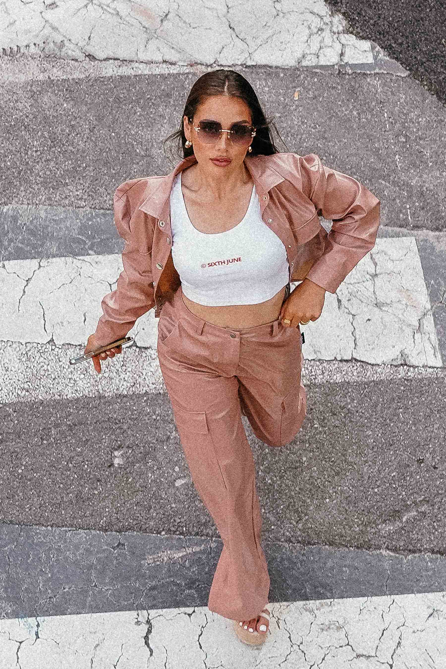 Pantalon simili cuir fentes Rose - Image 6