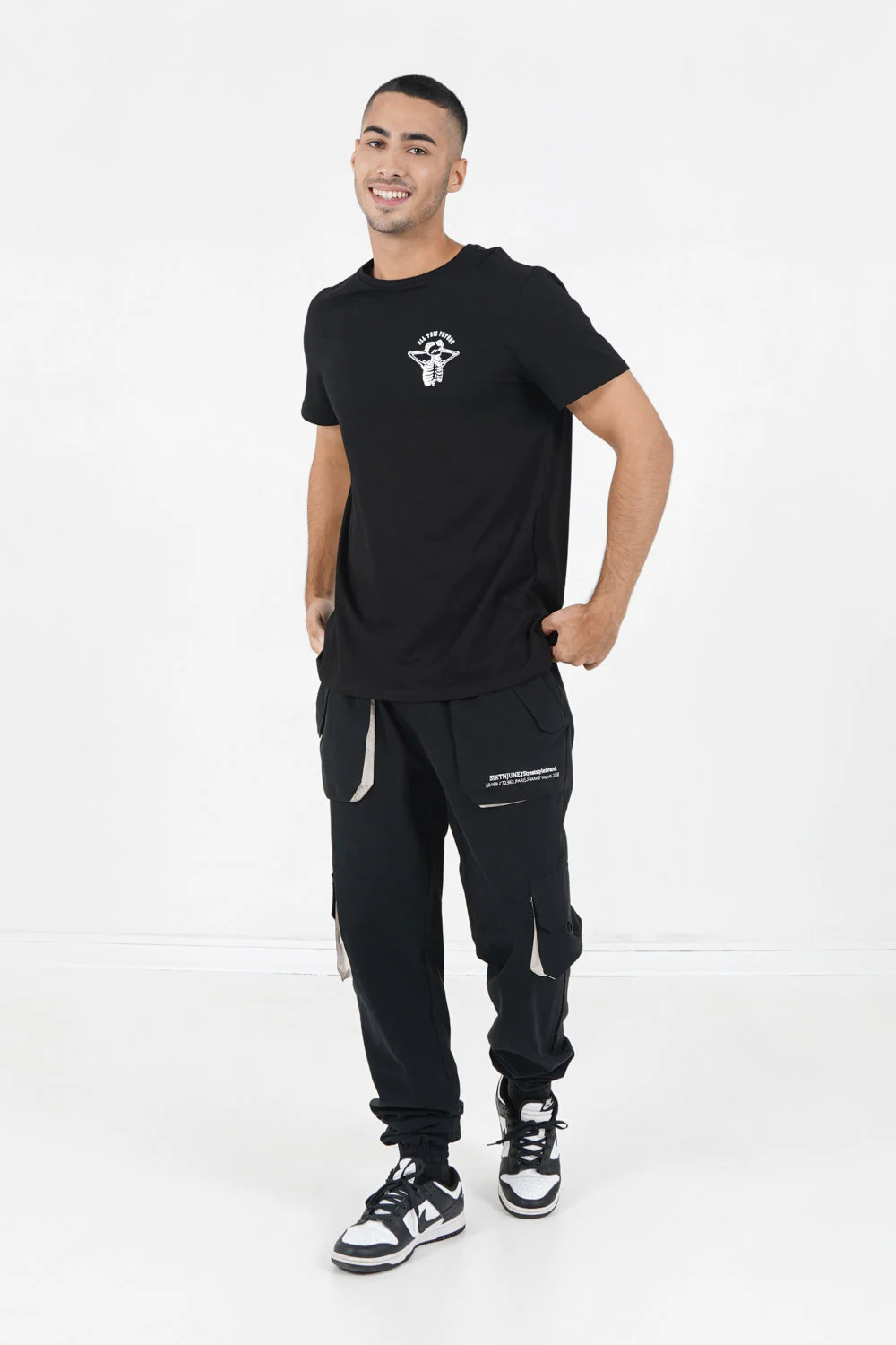 T-shirt squelette gothique Noir - Image 2