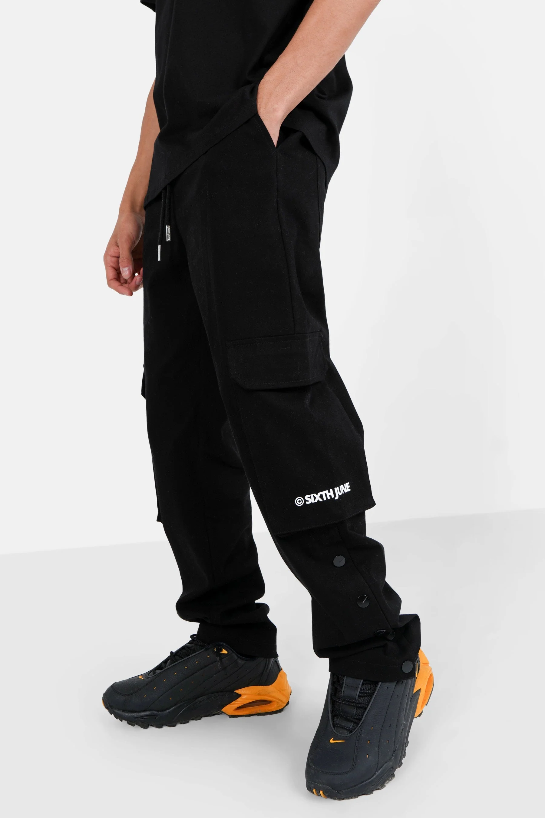 Pantalon cargo boutons chevilles Noir - Image 4