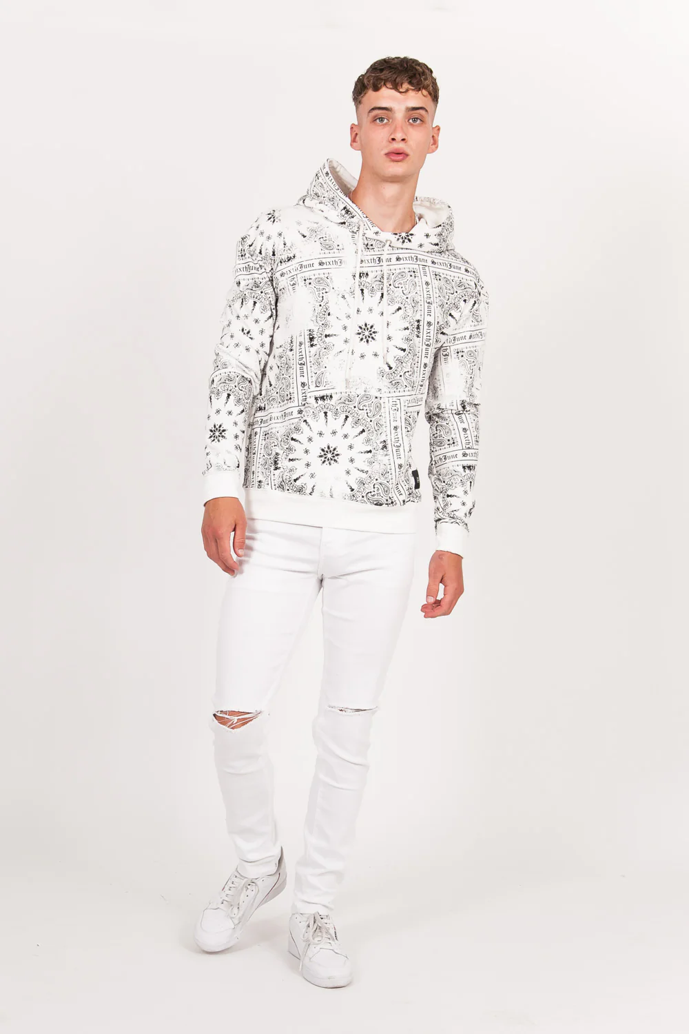 Sweat capuche all over bandana blanc - Image 6