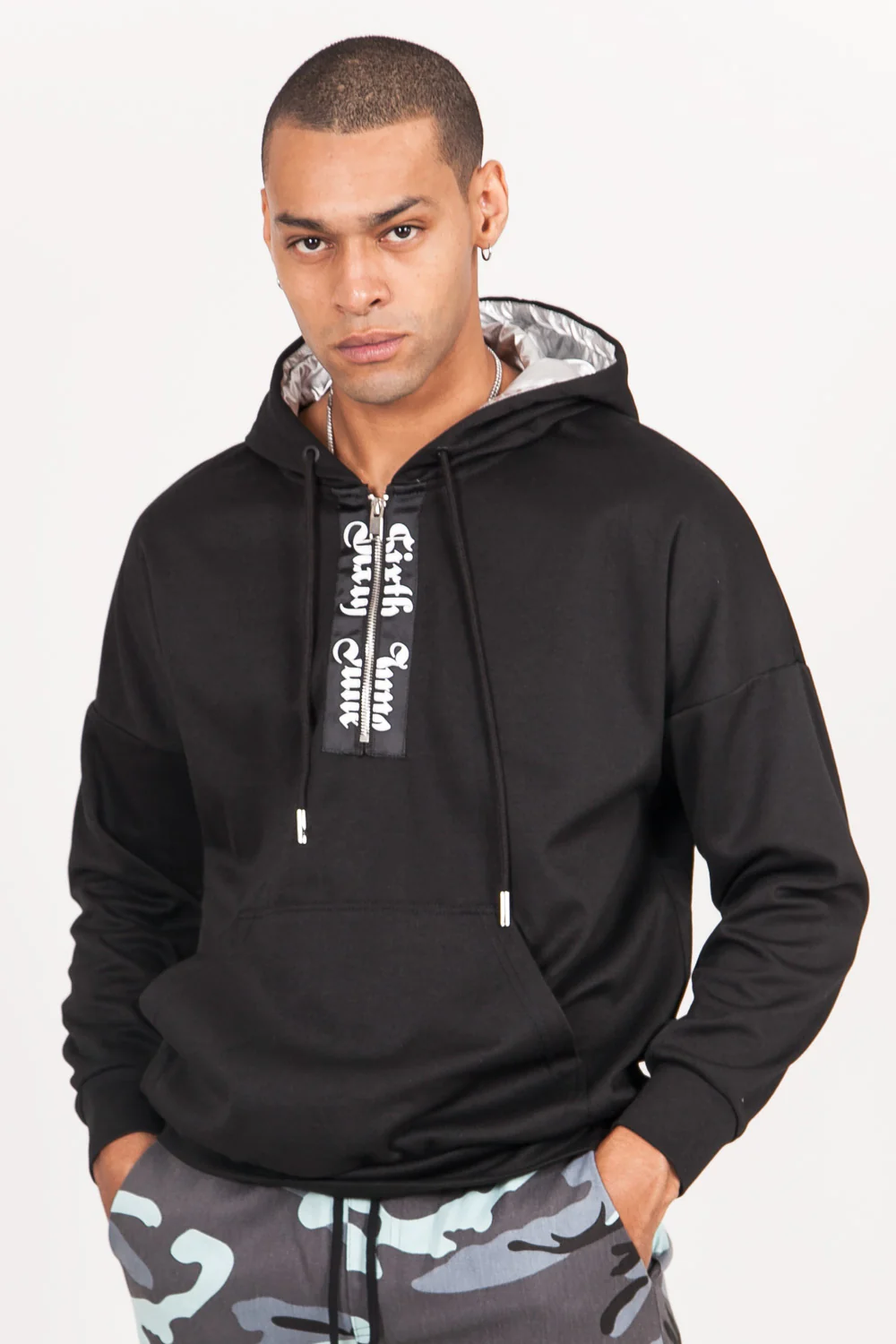Sweat capuche aluminium gothique noir - Image 2