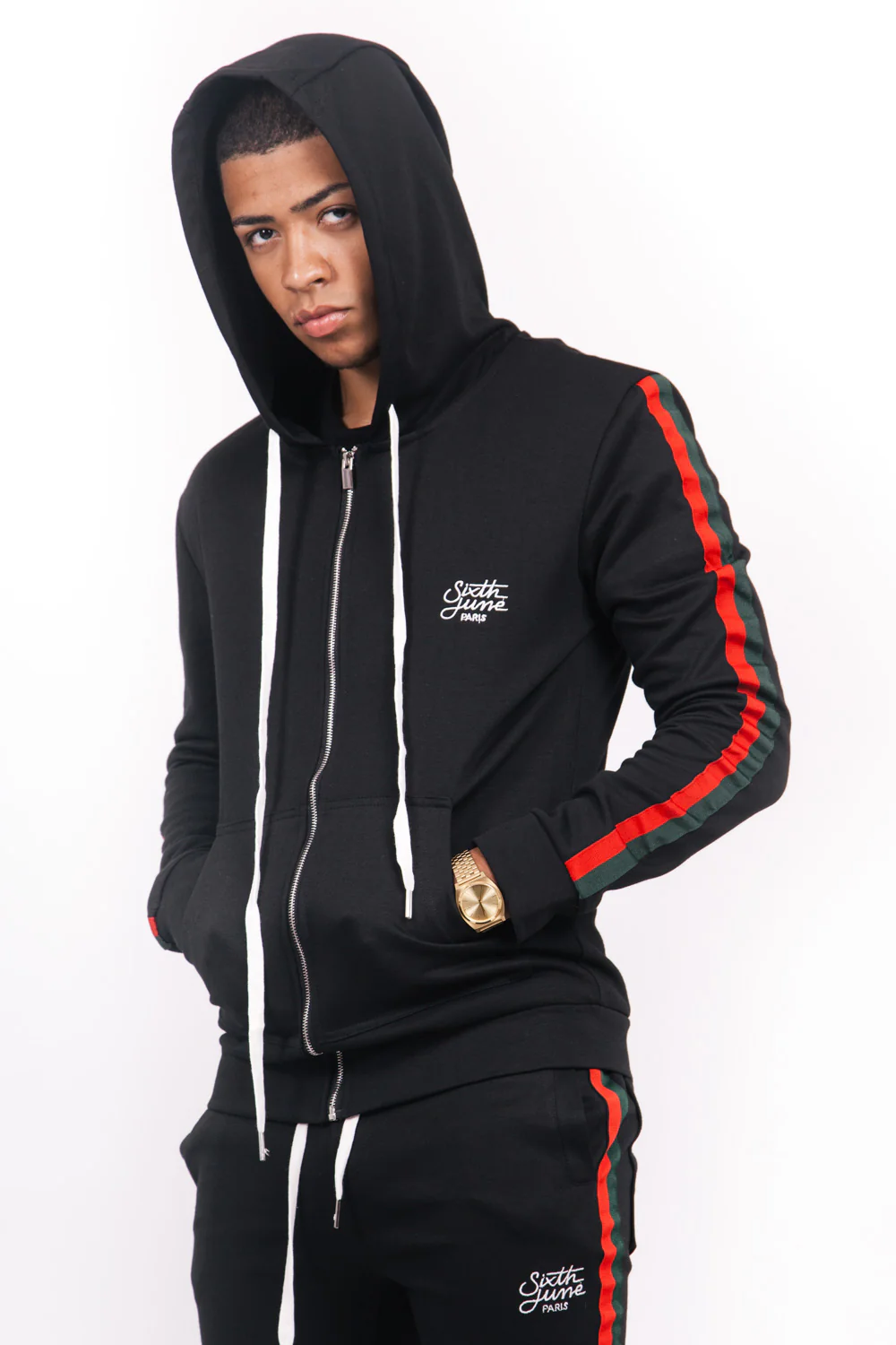 Sweat capuche bandes bicolores noir rouge vert - Image 2