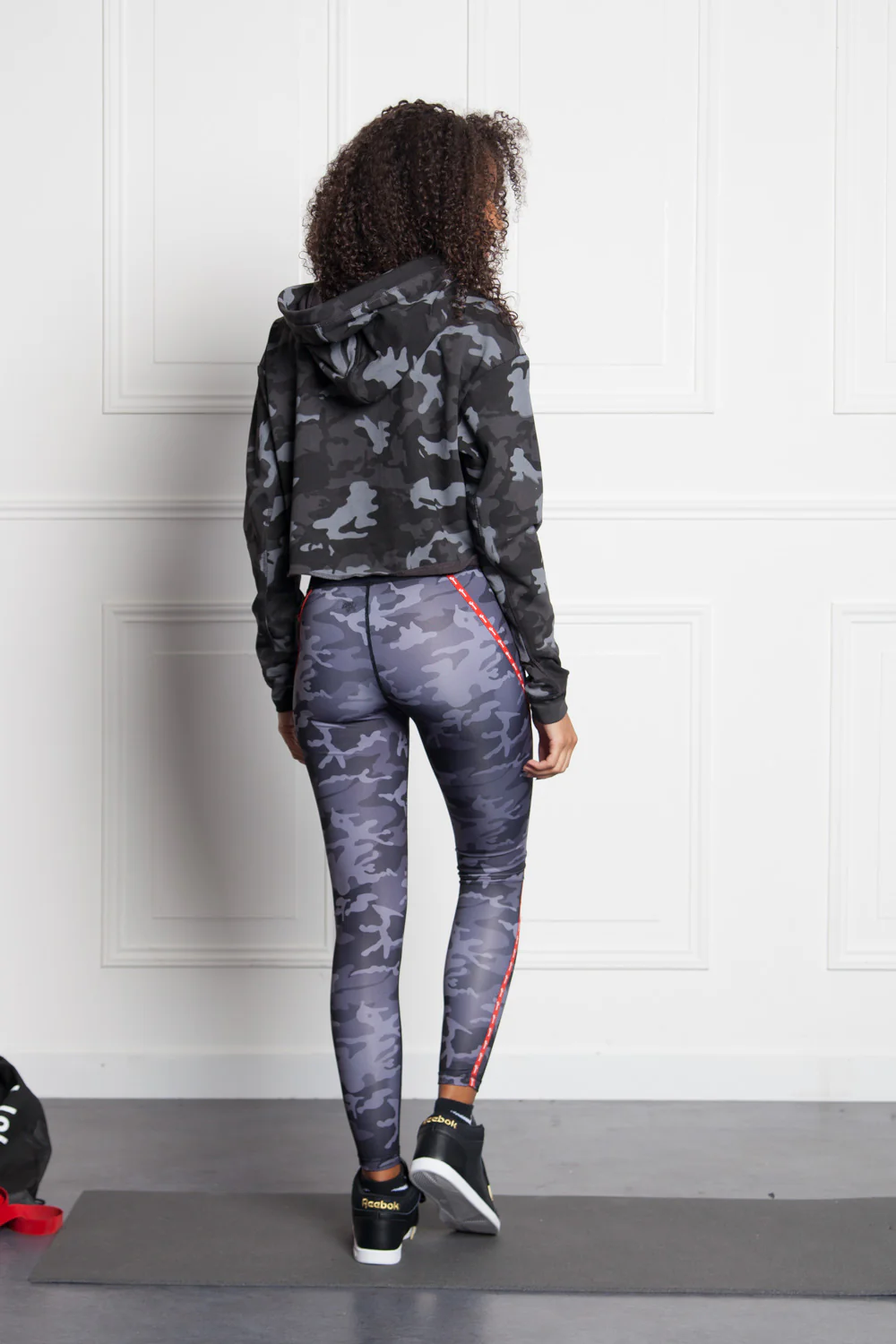 Sweat capuche court camouflage Sport noir W2385VSW - Image 4