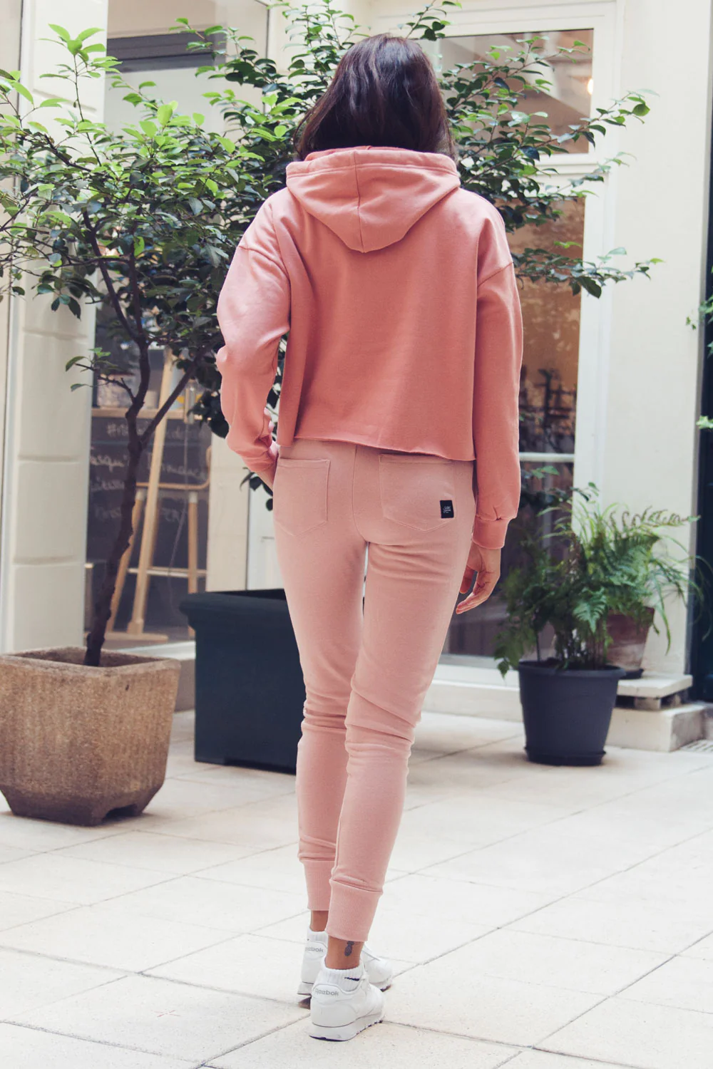 Sweat capuche court large rose - Image 4