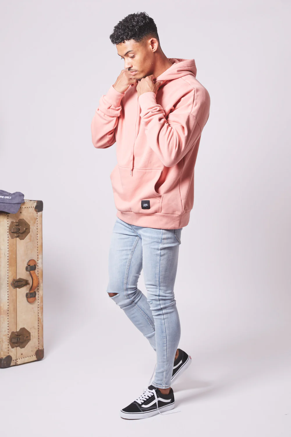 Sweat capuche épaules tombantes rose foncé - Image 5
