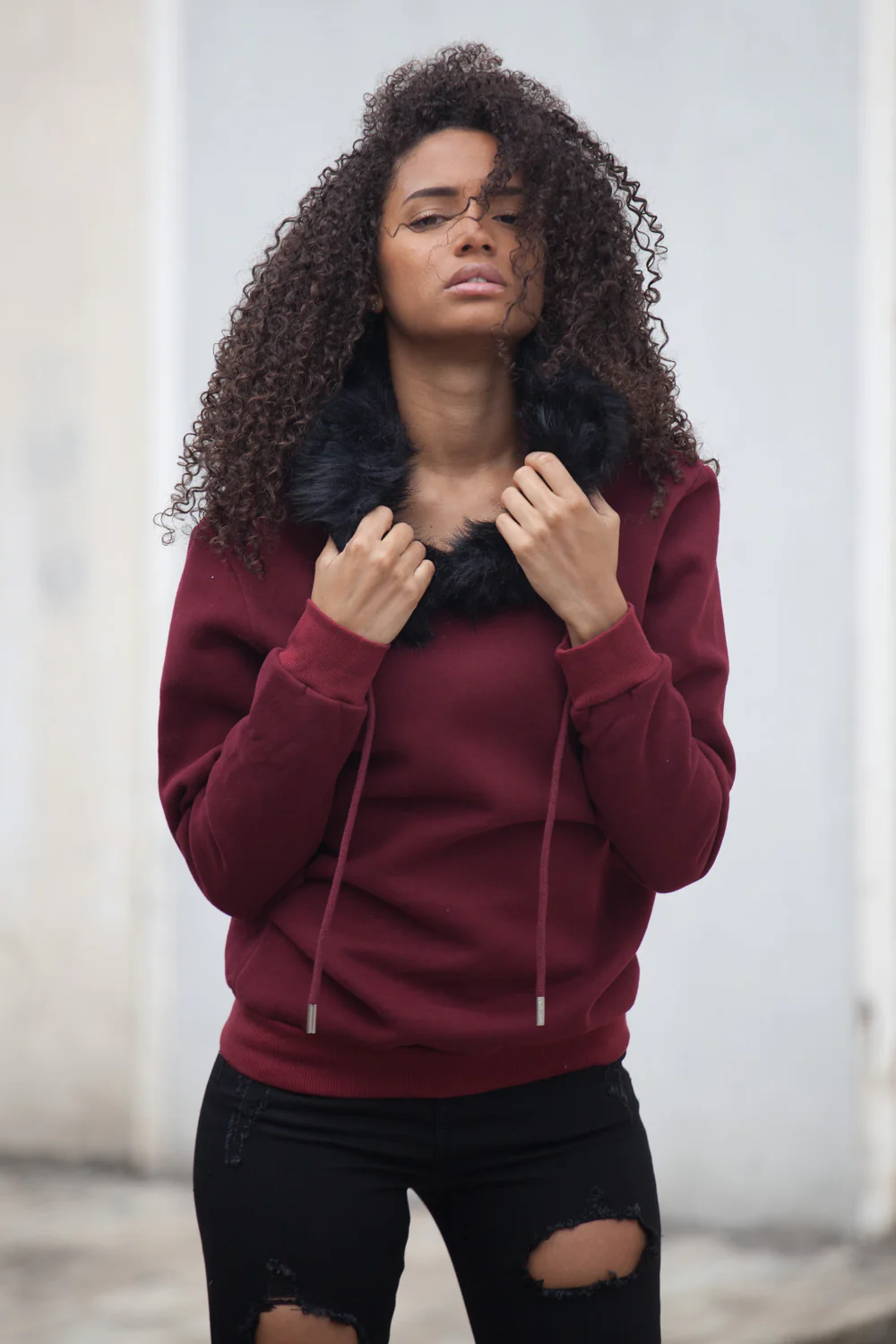 Sweat capuche fourrure Femme bordeaux 2165C - Image 3