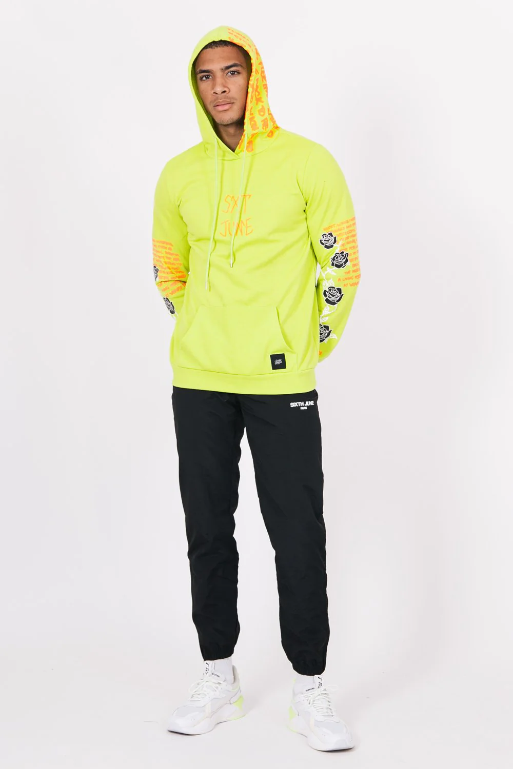 Sweat capuche imprimé tête de mort jaune fluo - Image 2