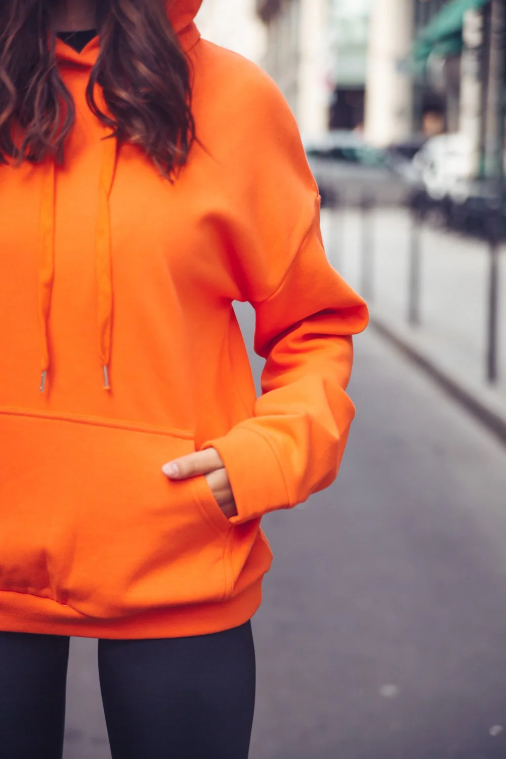 Sweat capuche large orange - Image 4