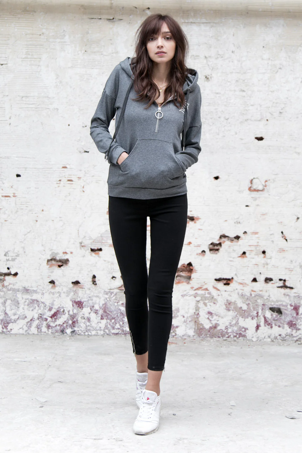 Sweat capuche logo gothique Sixth June gris foncé - Image 2