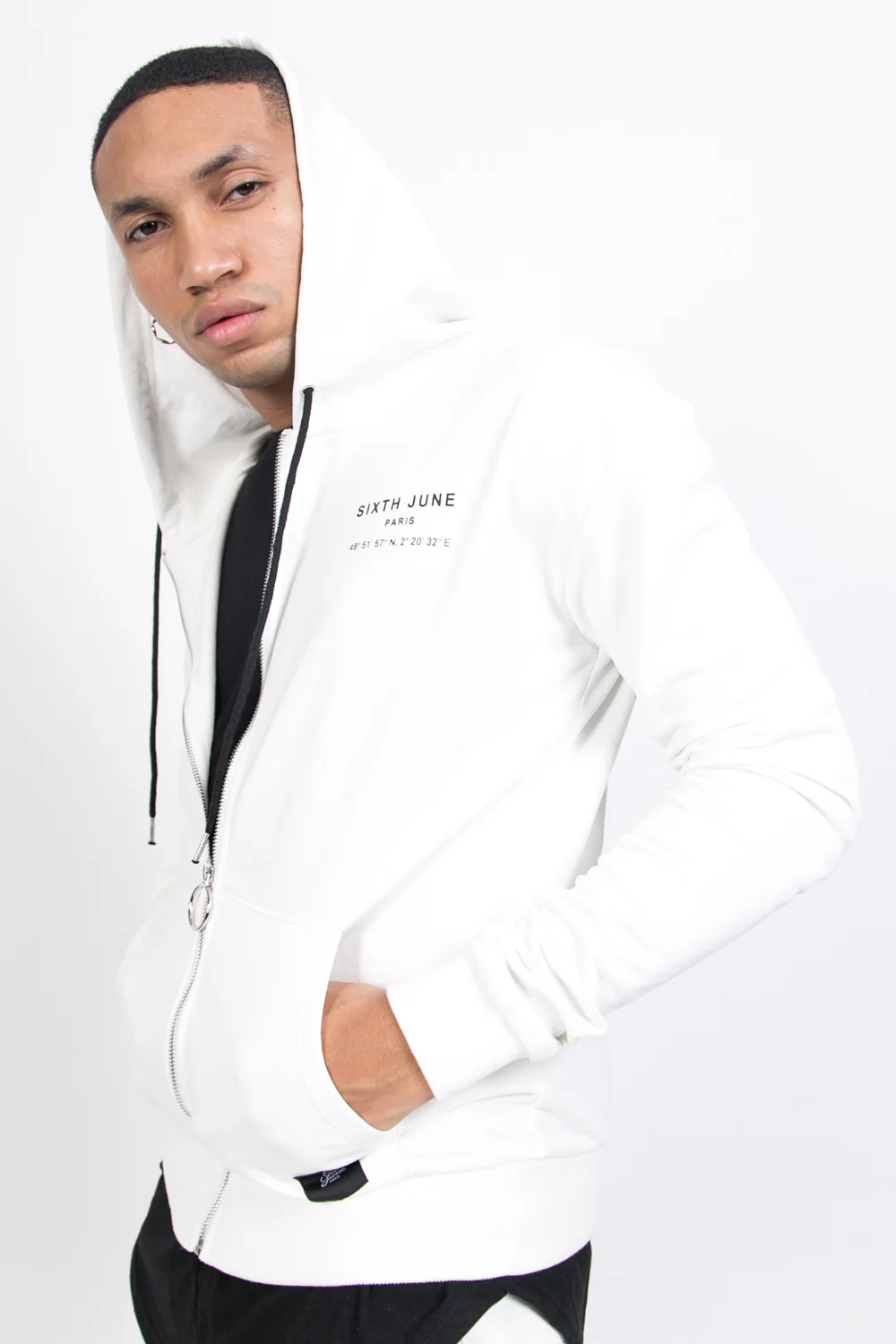Sweat capuche Paris GPS zippé blanc - Image 5