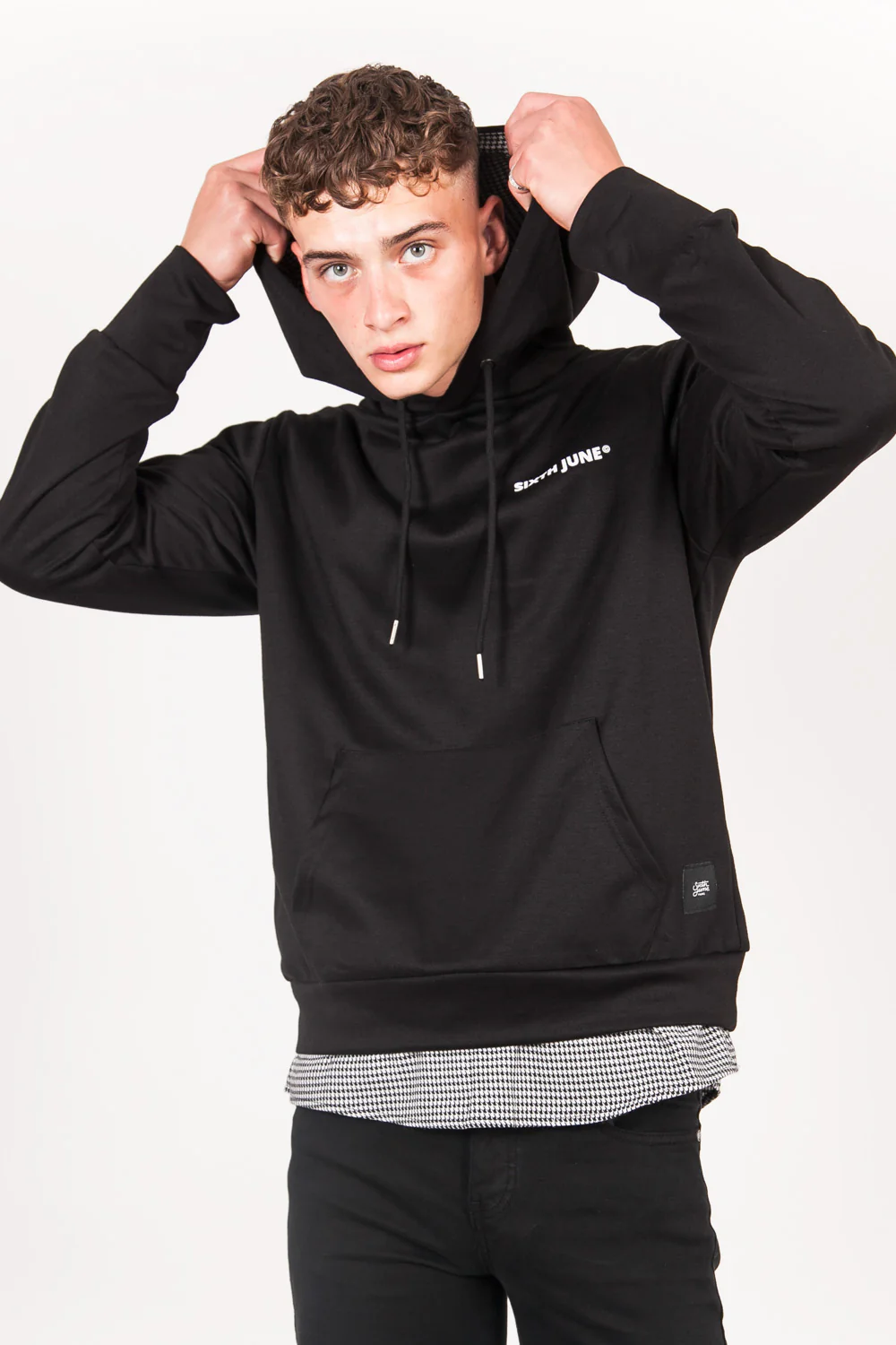 Sweat capuche pied-de-poule logo noir - Image 5