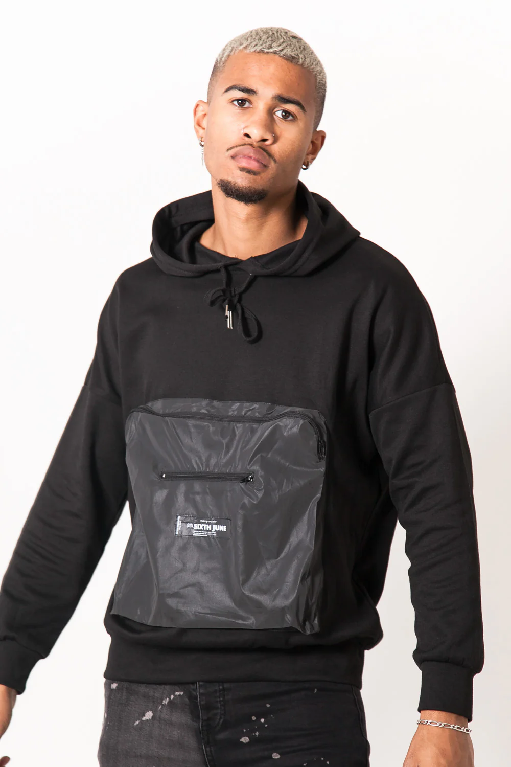 Sweat capuche poche réfléchissant noir - Image 3