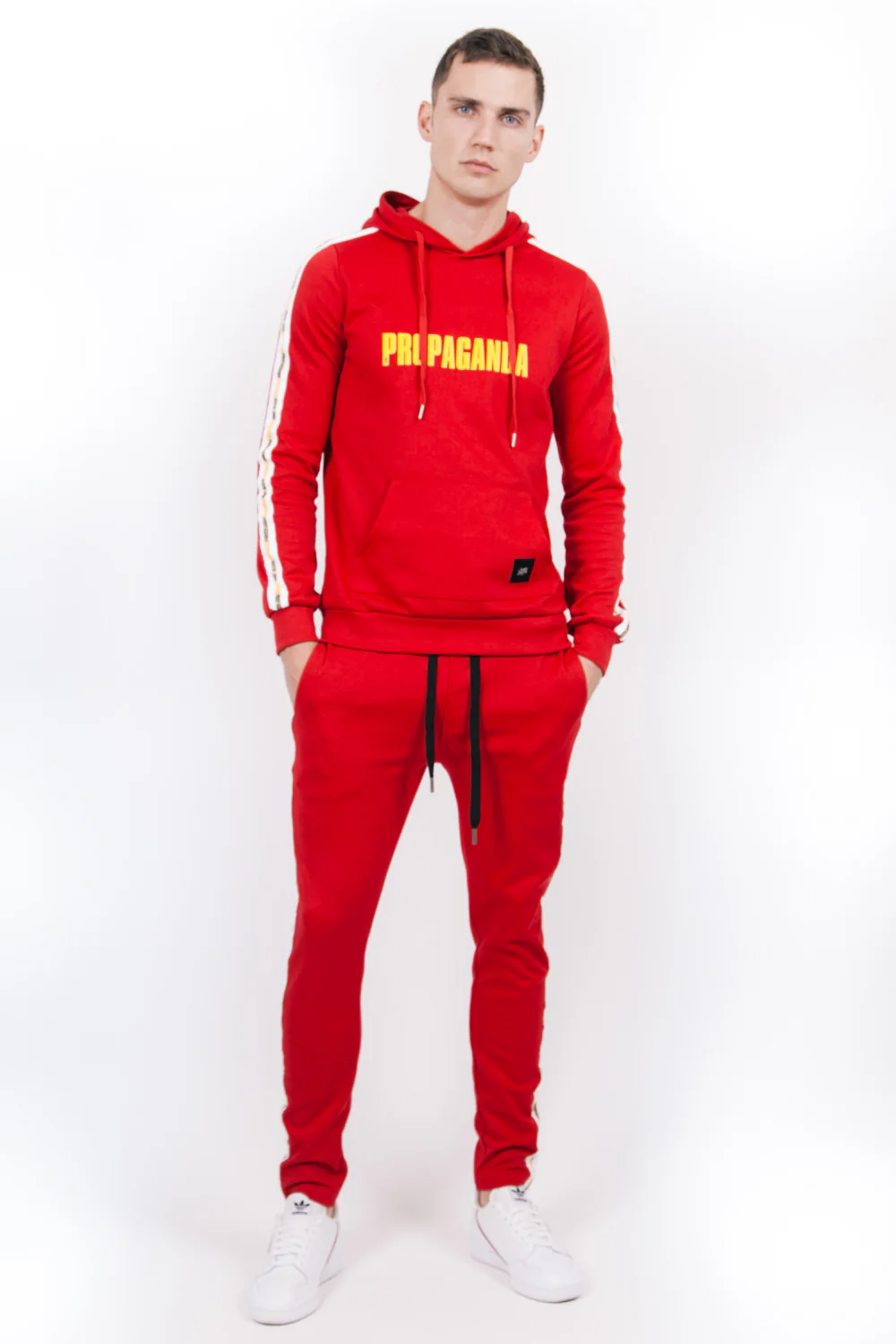 Sweat capuche Propaganda bandes rouge - Image 5