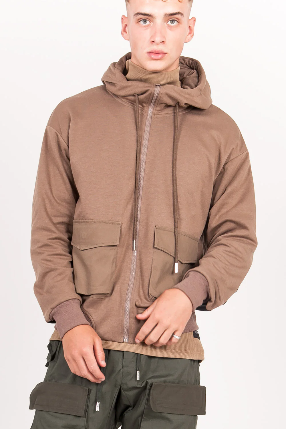 Sweat capuche zippée cargo beige - Image 2