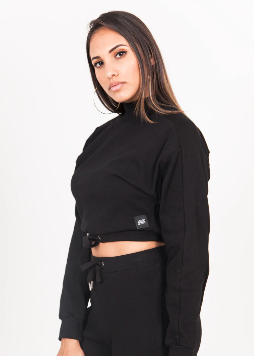 Pull cordon col montant noir - Image 4