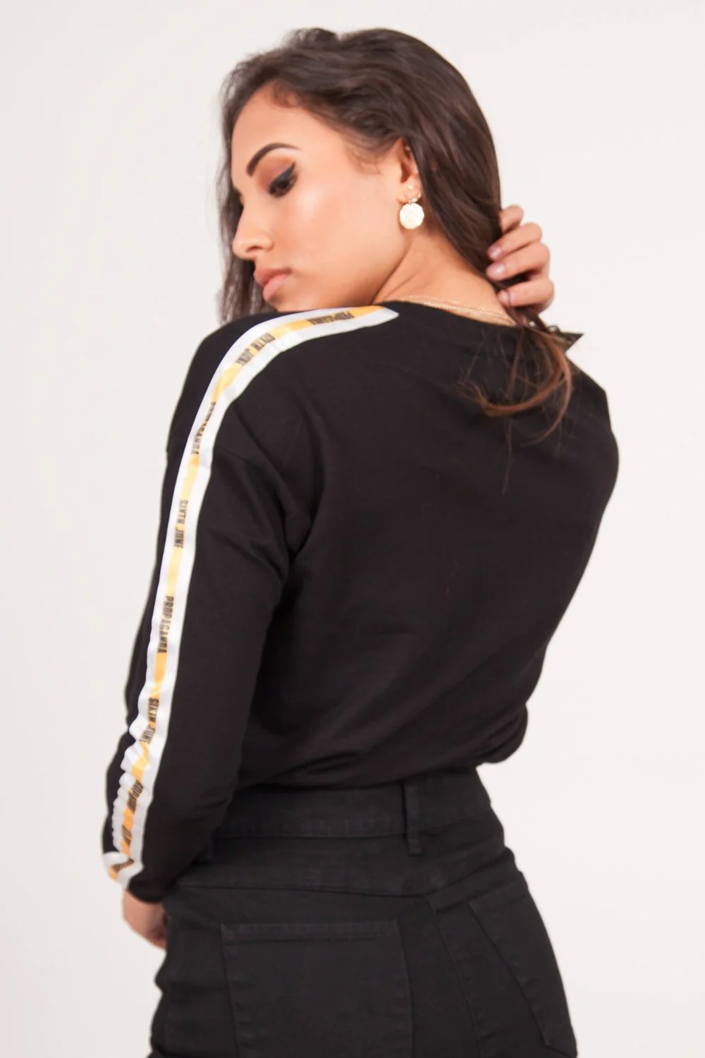 Sweat crop top bandes Propaganda noir - Image 4