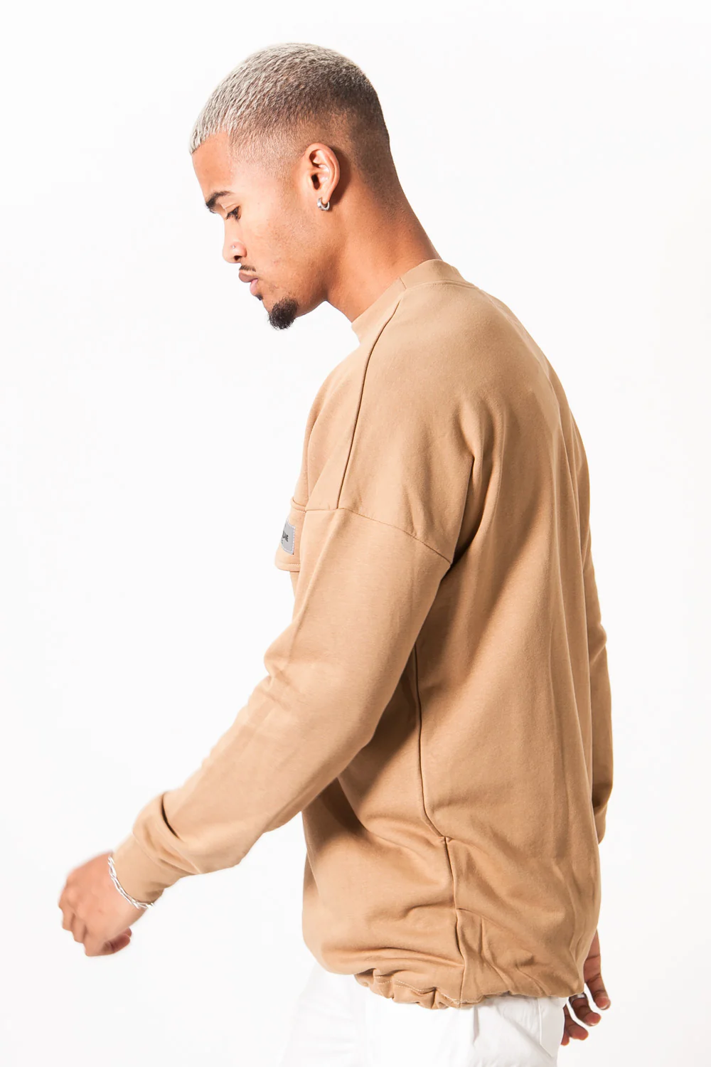 Sweat large élastique marron - Image 4
