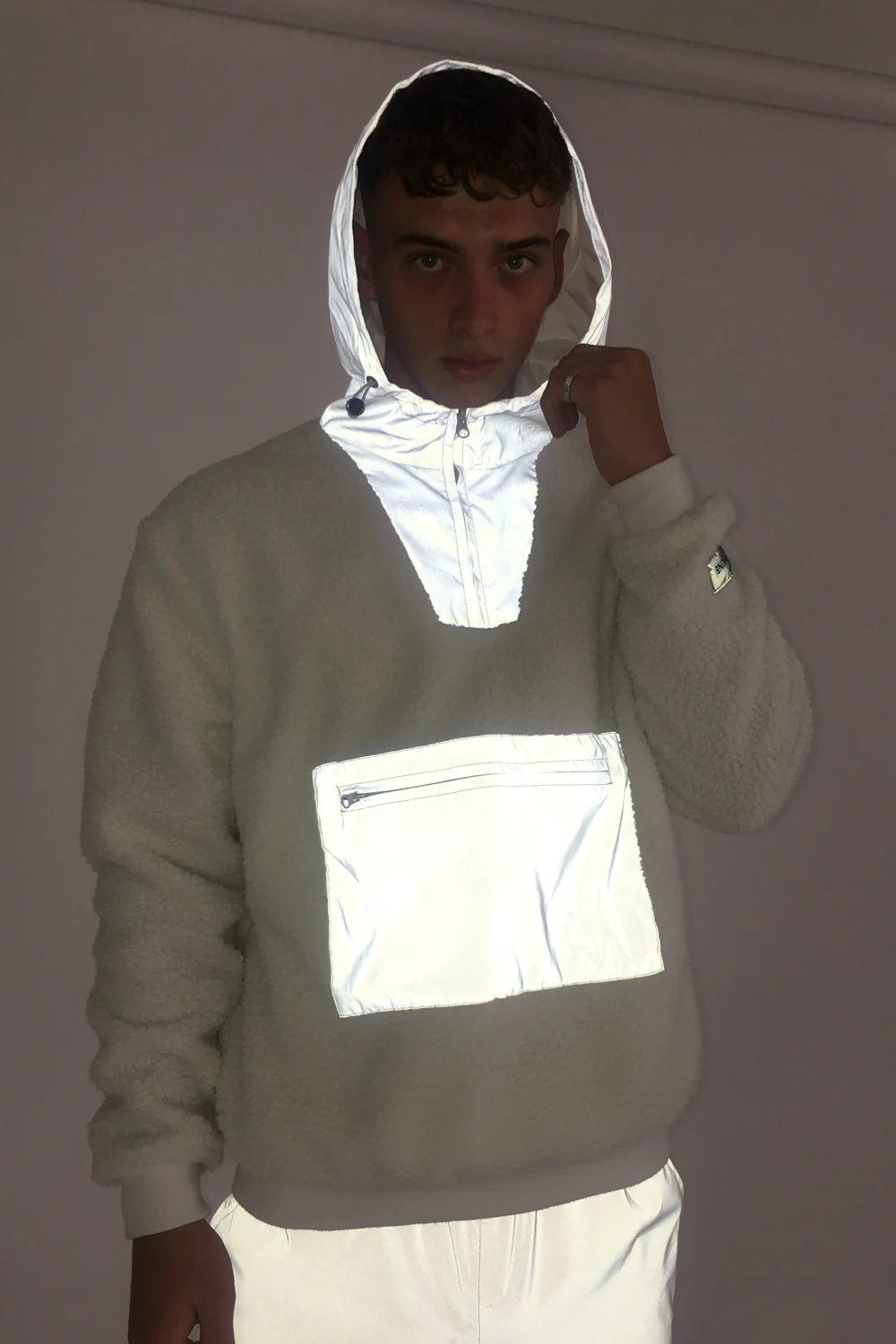 Sweat sherpa poche réfléchissante blanc cassé - Image 2