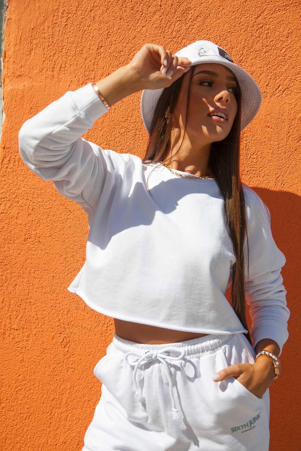 Sweatshirt court imprimé logo blanc - Image 7