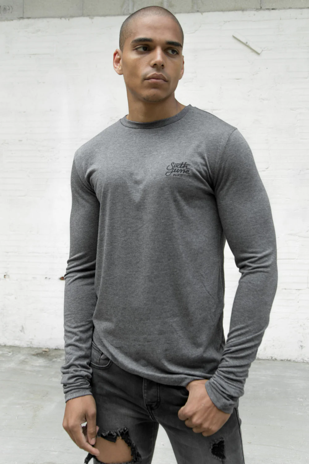 T-shirt ajusté asymétrique logo gris - Image 4