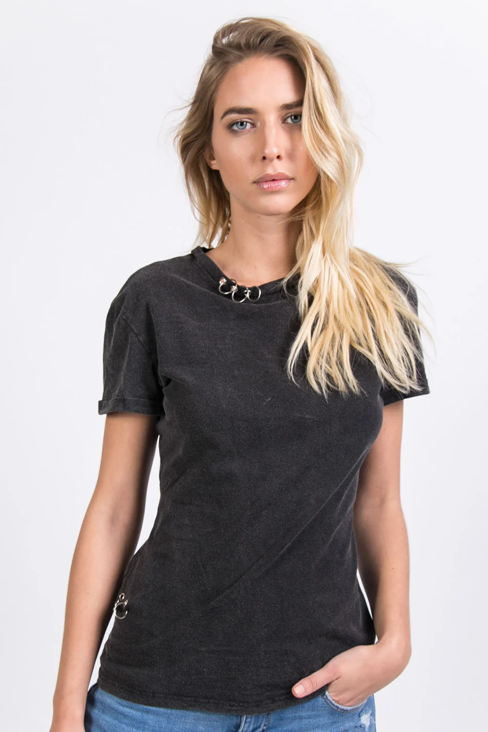 T-shirt anneaux noir - Image 4