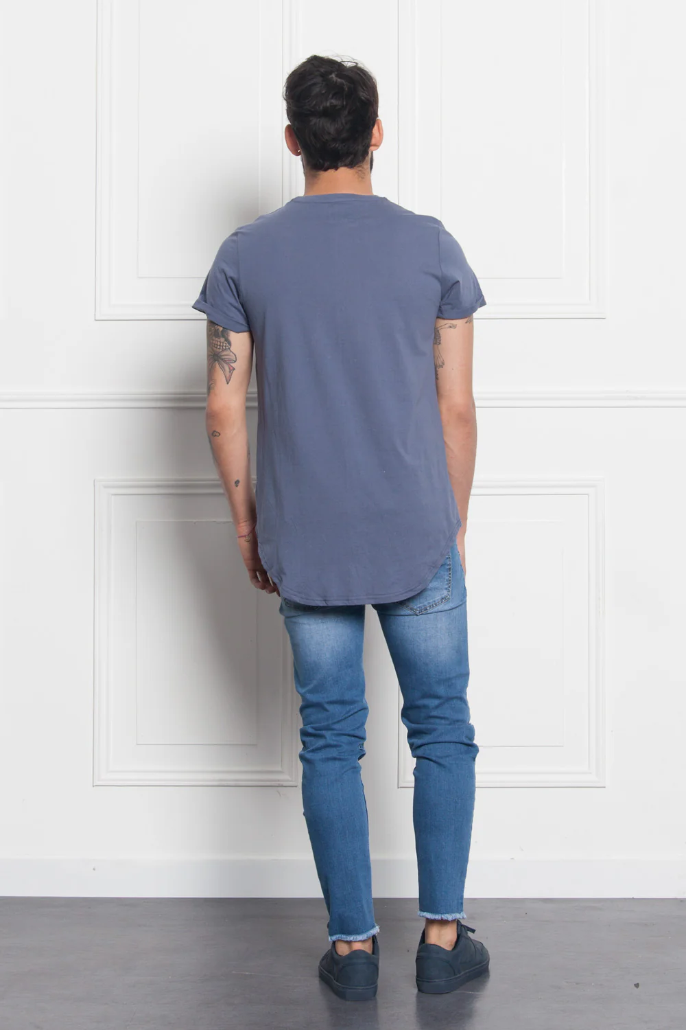 T-shirt bas arrondi Bleu foncé - Image 3
