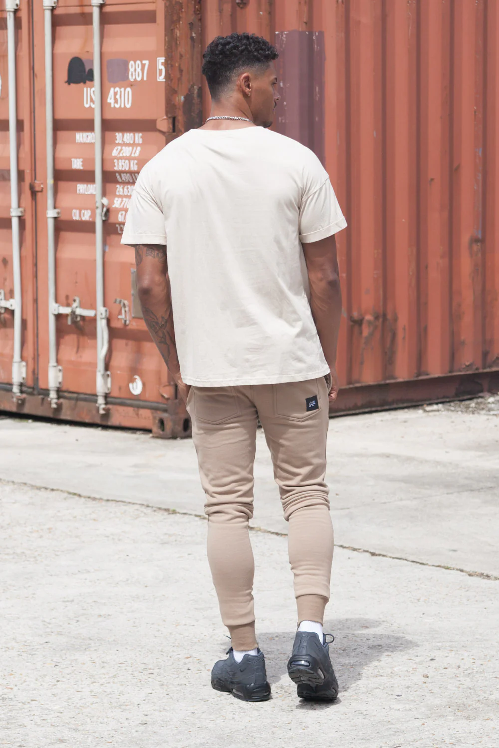 T-shirt brodé fleuri beige - Image 4