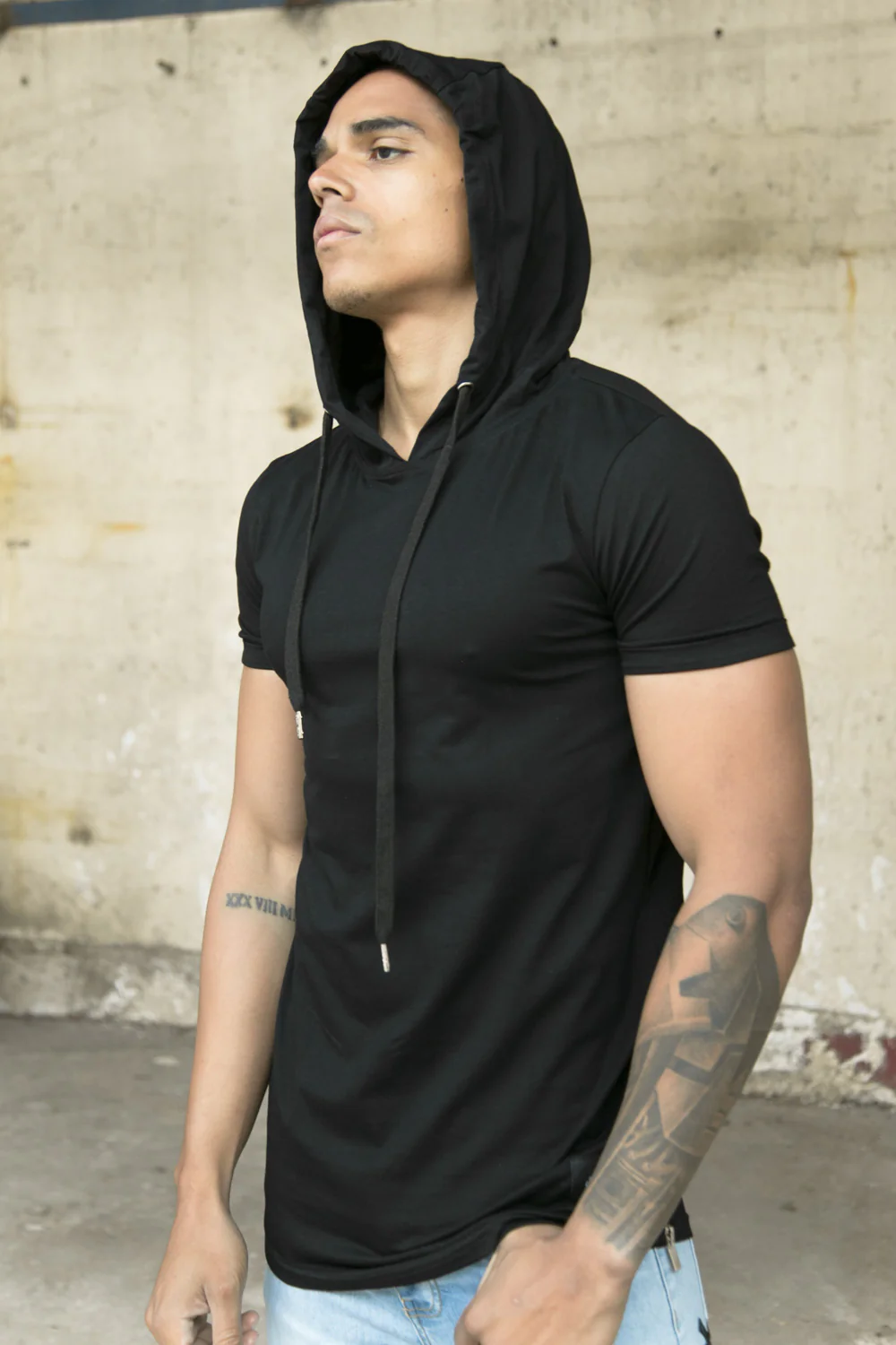 T-shirt capuche moulant zips noir - Image 6