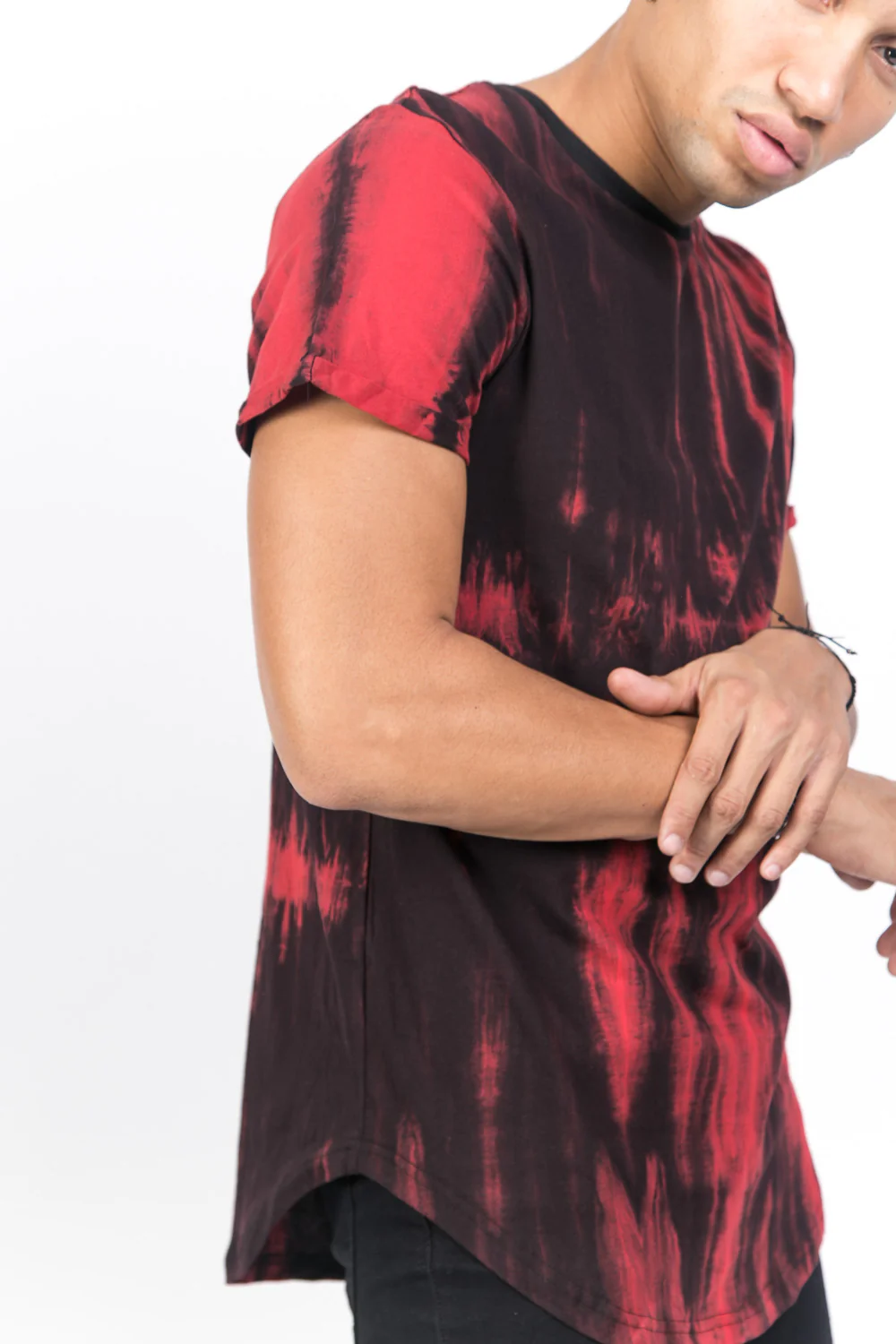 T-shirt délavé noir rouge - Image 6
