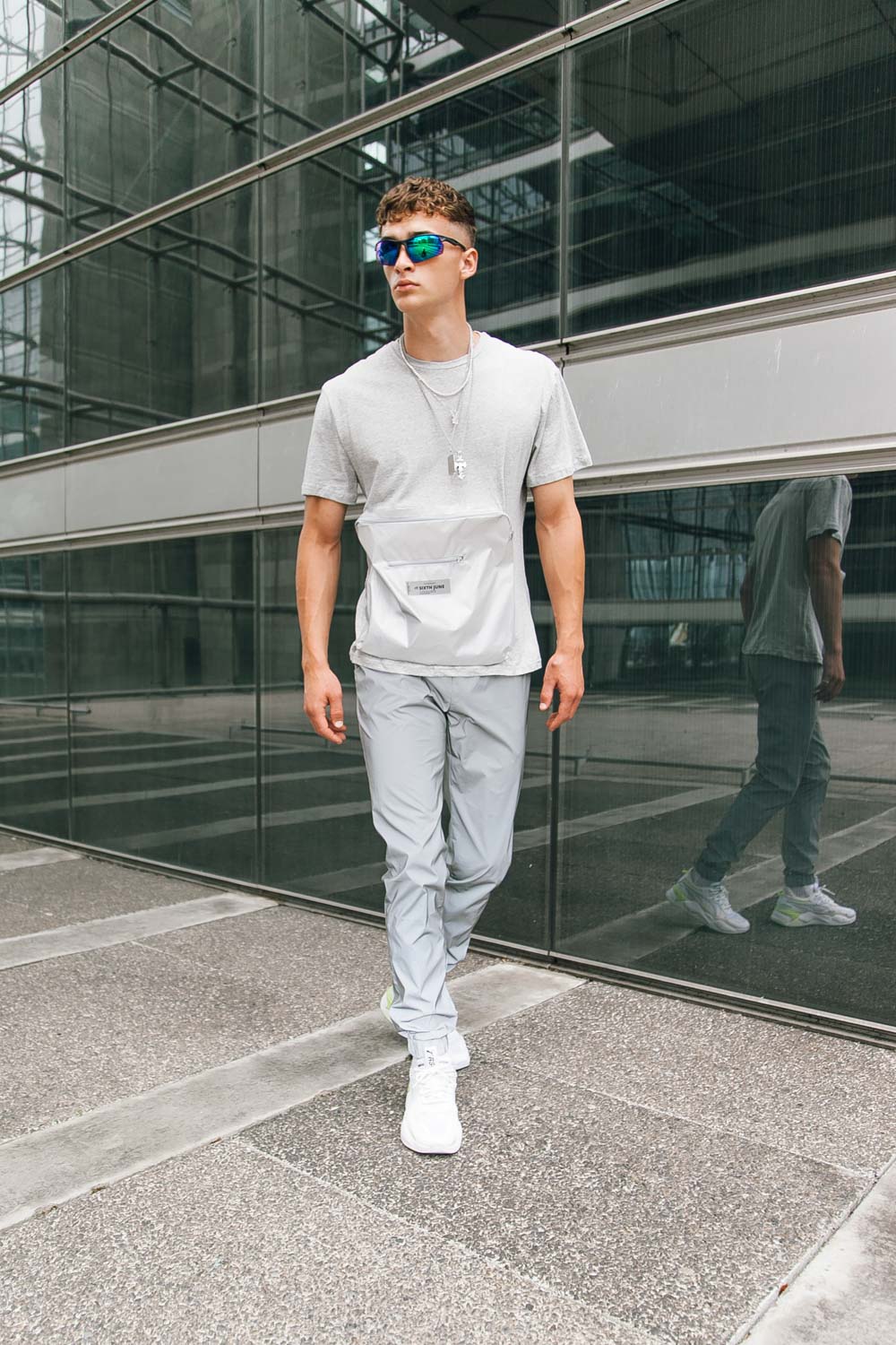 T-shirt réfléchissant grande poche gris - Image 10