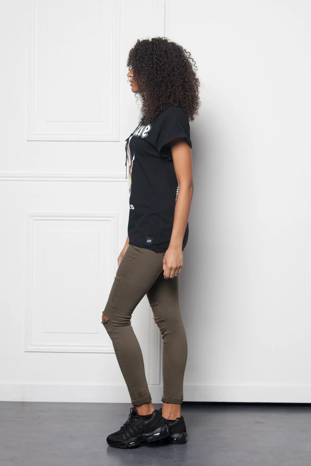 T-shirt grunge Monster tour Women black W2641VTS - Image 4
