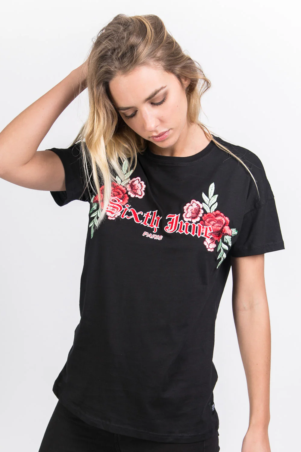 T-shirt imprimé broderies fleurs noir - Image 5