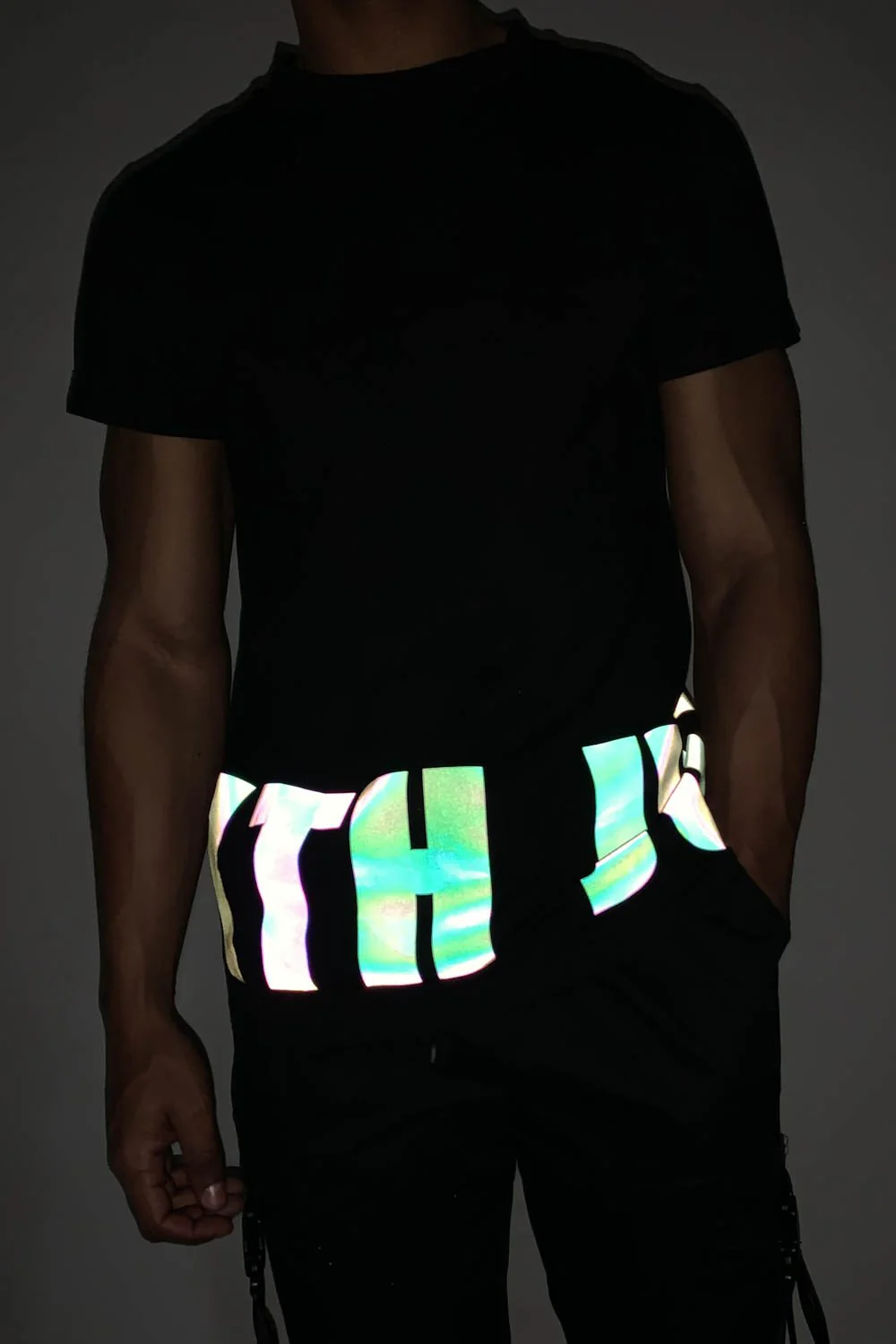 T-shirt imprimé pétrole réfléchissant noir - Image 3
