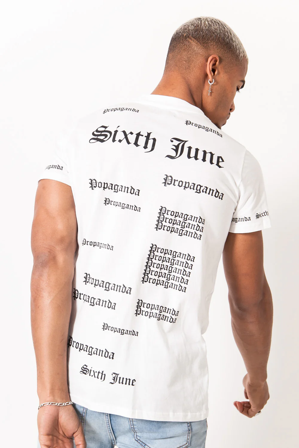 T-shirt imprimé Propaganda gothic blanc - Image 5