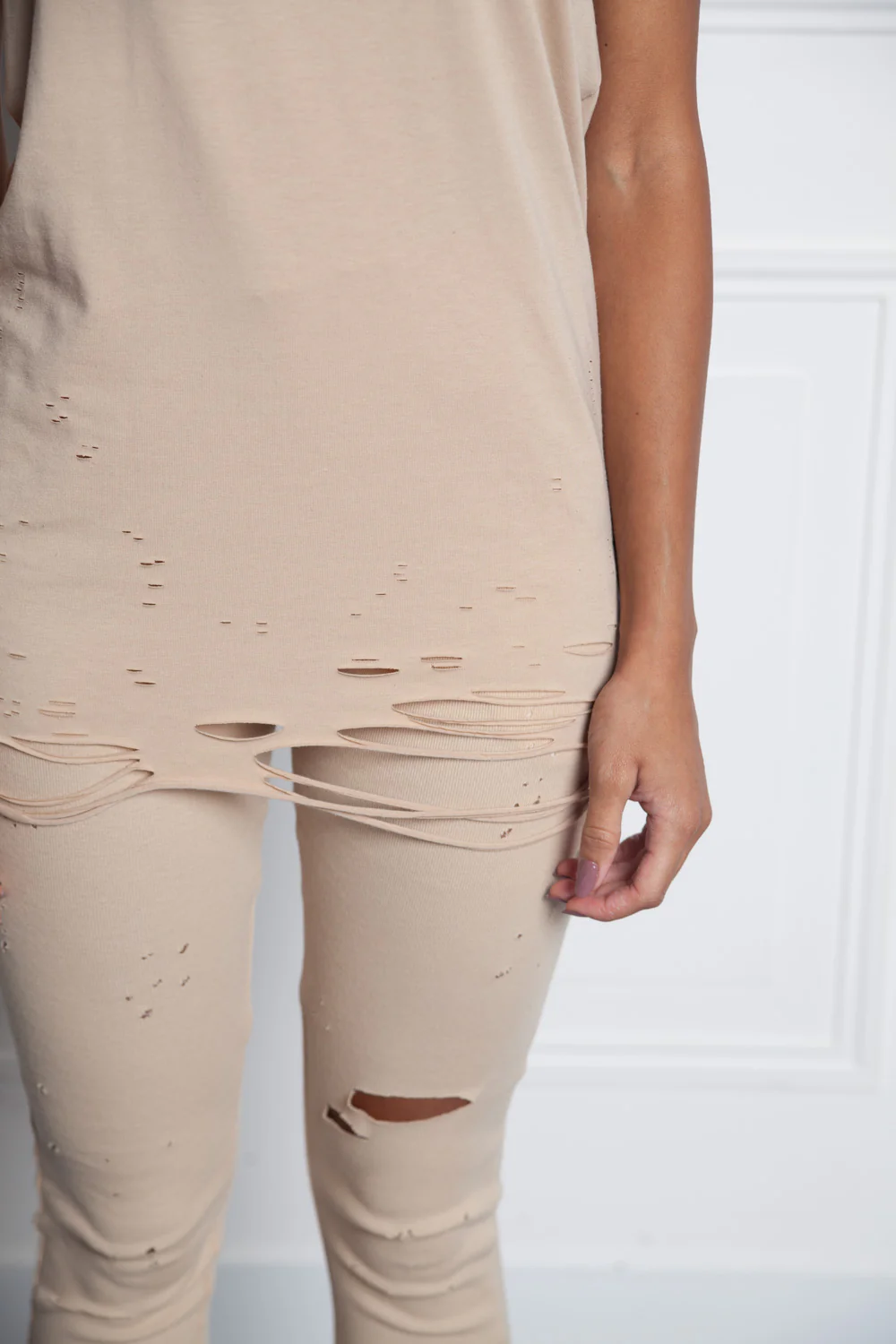 T-shirt imprimés chinois Femme destroy beige W2359VTS - Image 4