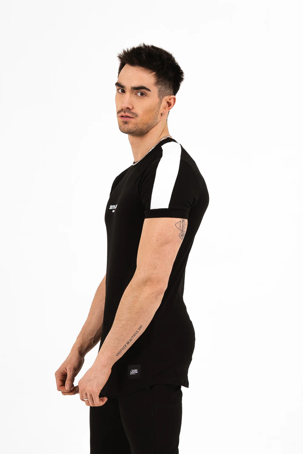 T-shirt logo bandes noir blanc - Image 4