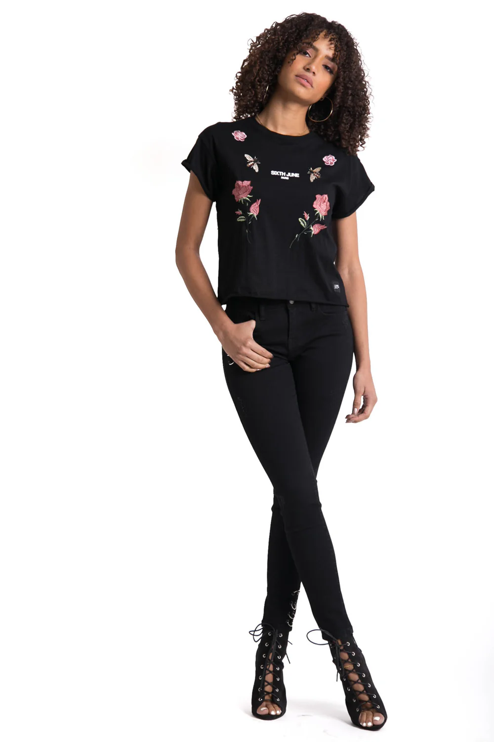 T-shirt ouvert roses guêpes noir - Image 3