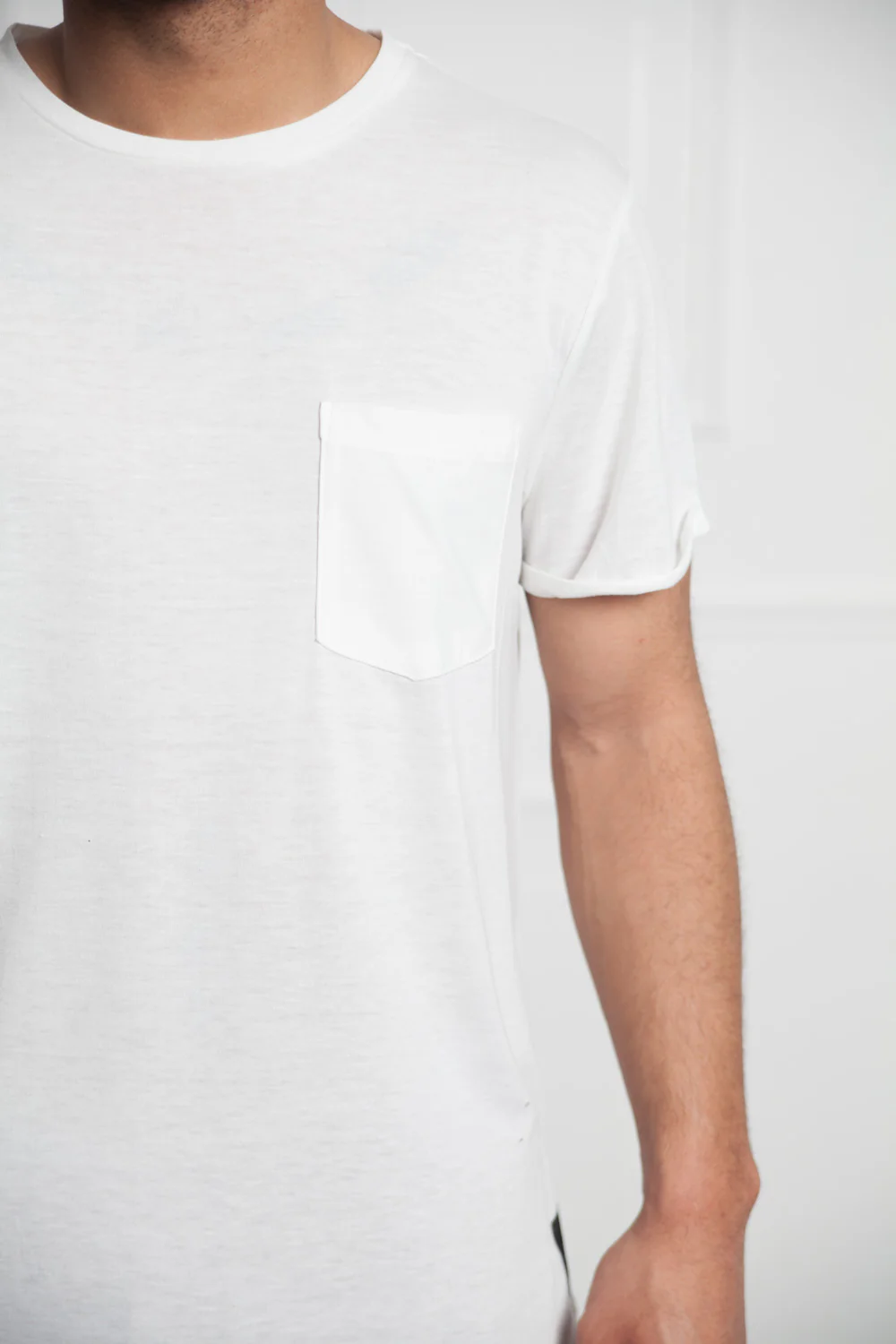 T-shirt chest pocket white M2511VTS - Image 5