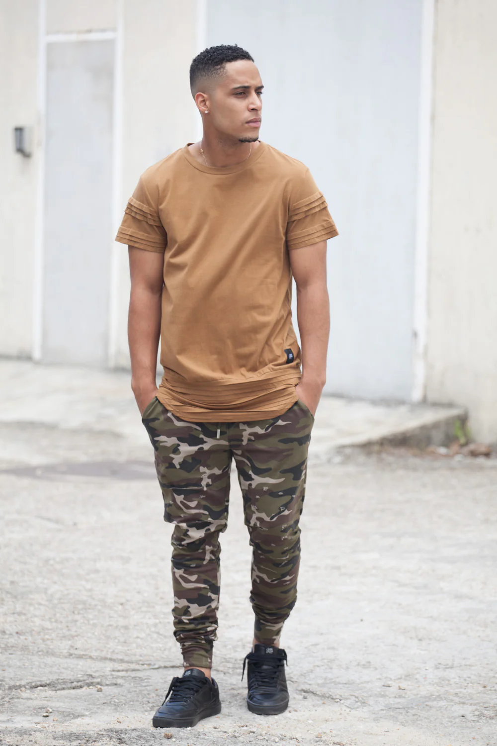 T-shirt bandes relief camel 2125C - Image 2